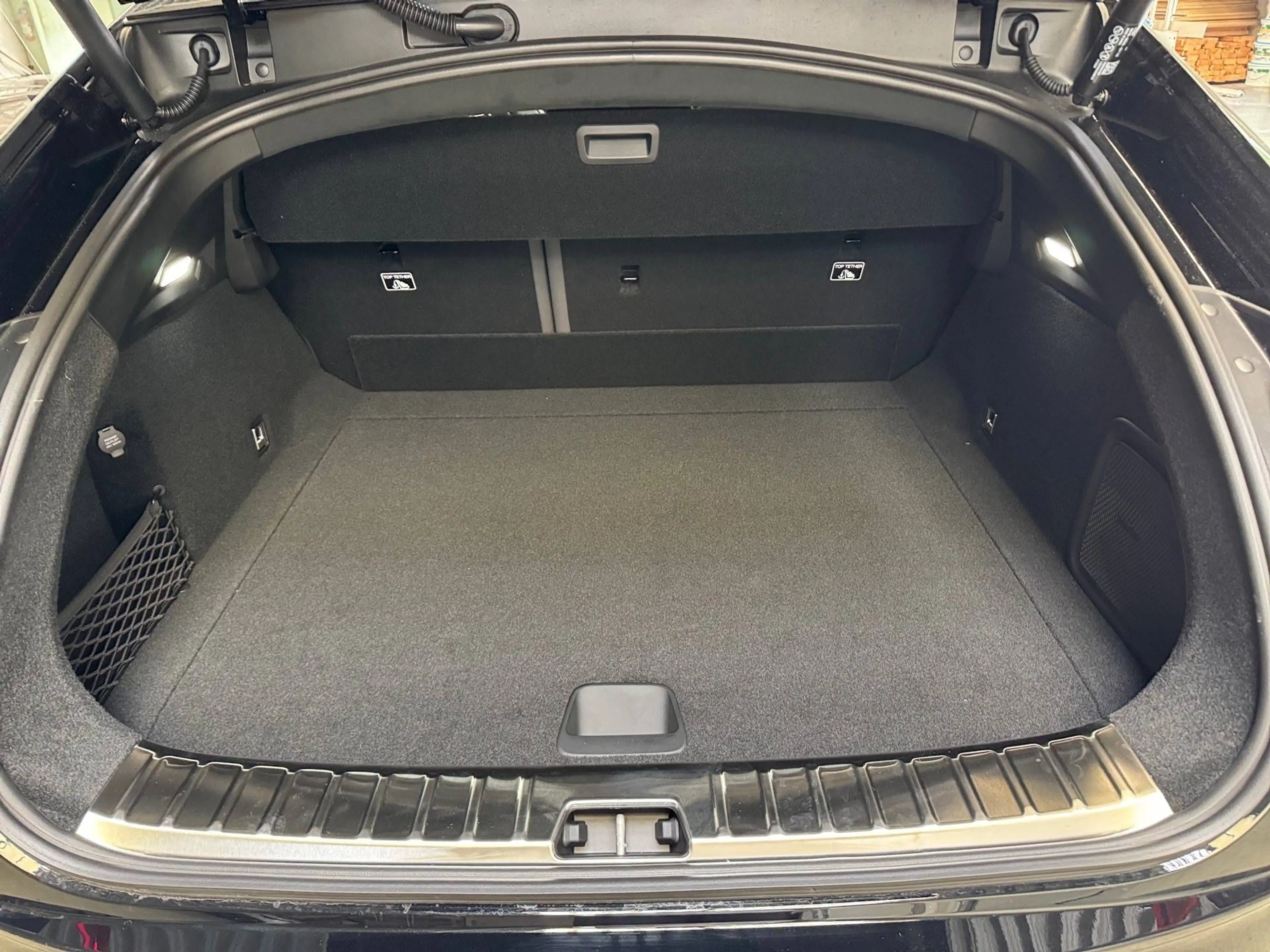 Polestar 4 Polestar 4 LRDM performance black edition — photo 12
