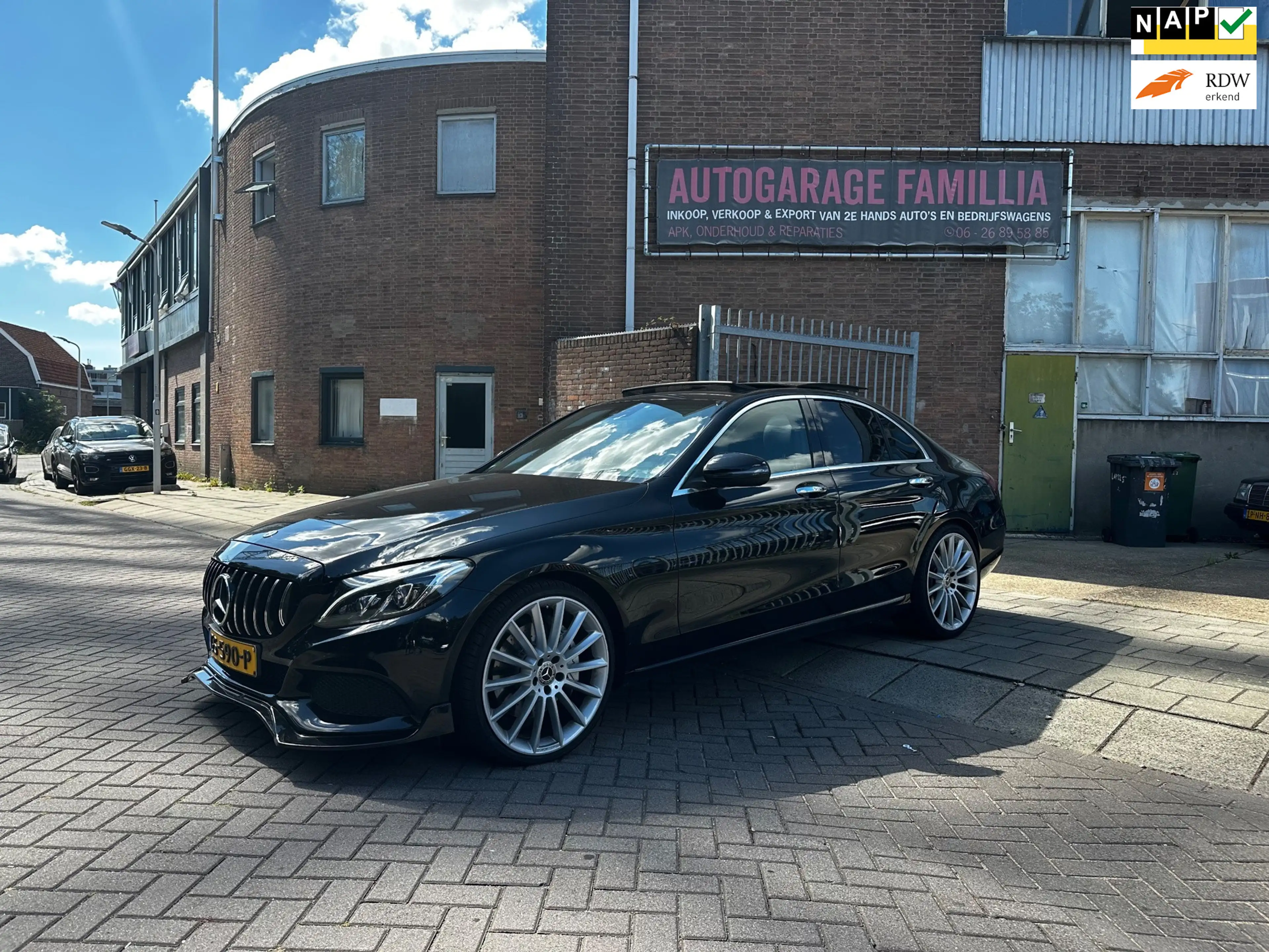 Mercedes-Benz C 350 e Lease Edition