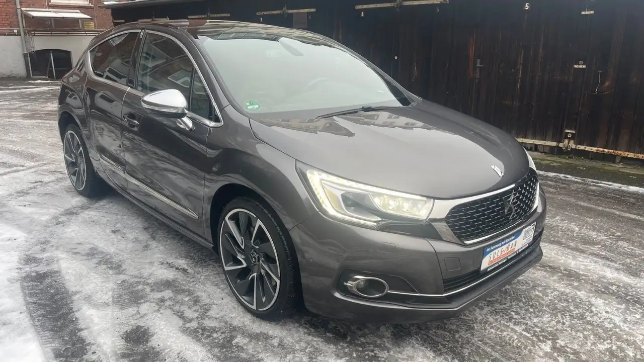 DS Automobiles DS 4