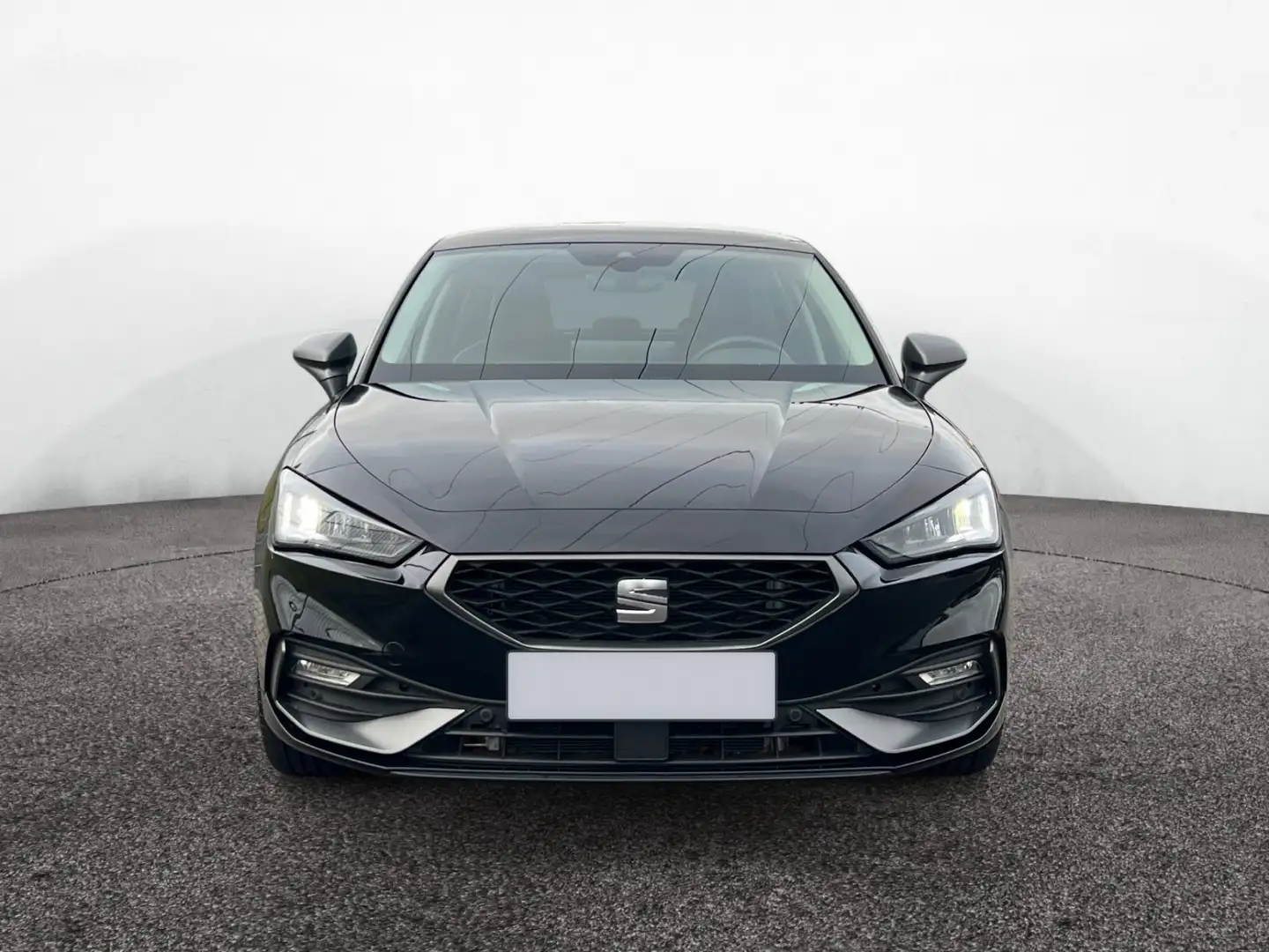 SEAT Leon FR eTSI DSG|5J-GAR|NAVI+|18"|KAMERA|ACC|KEY Schwarz - 2