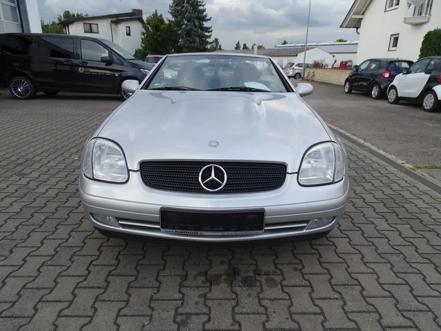 Mercedes-Benz SLK 230 sehr guter Zustand Automatik, Klima, Navigation Silber - 2