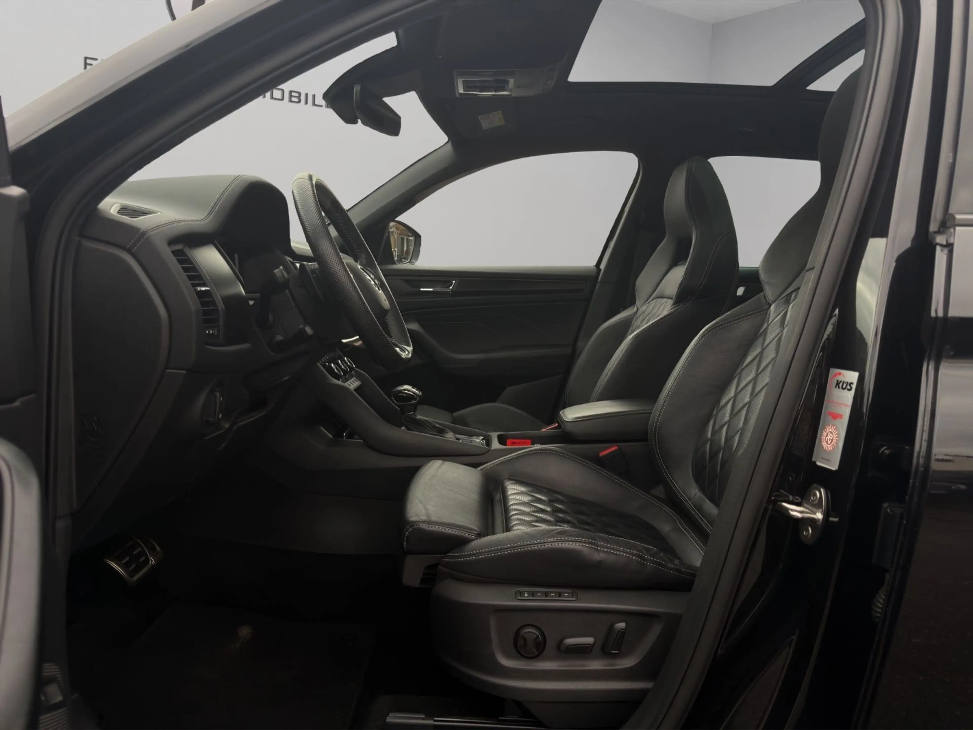 Skoda Kodiaq Sportline 4x4 Pano*Virtual*STHZ*AHK*Kamer — photo 10