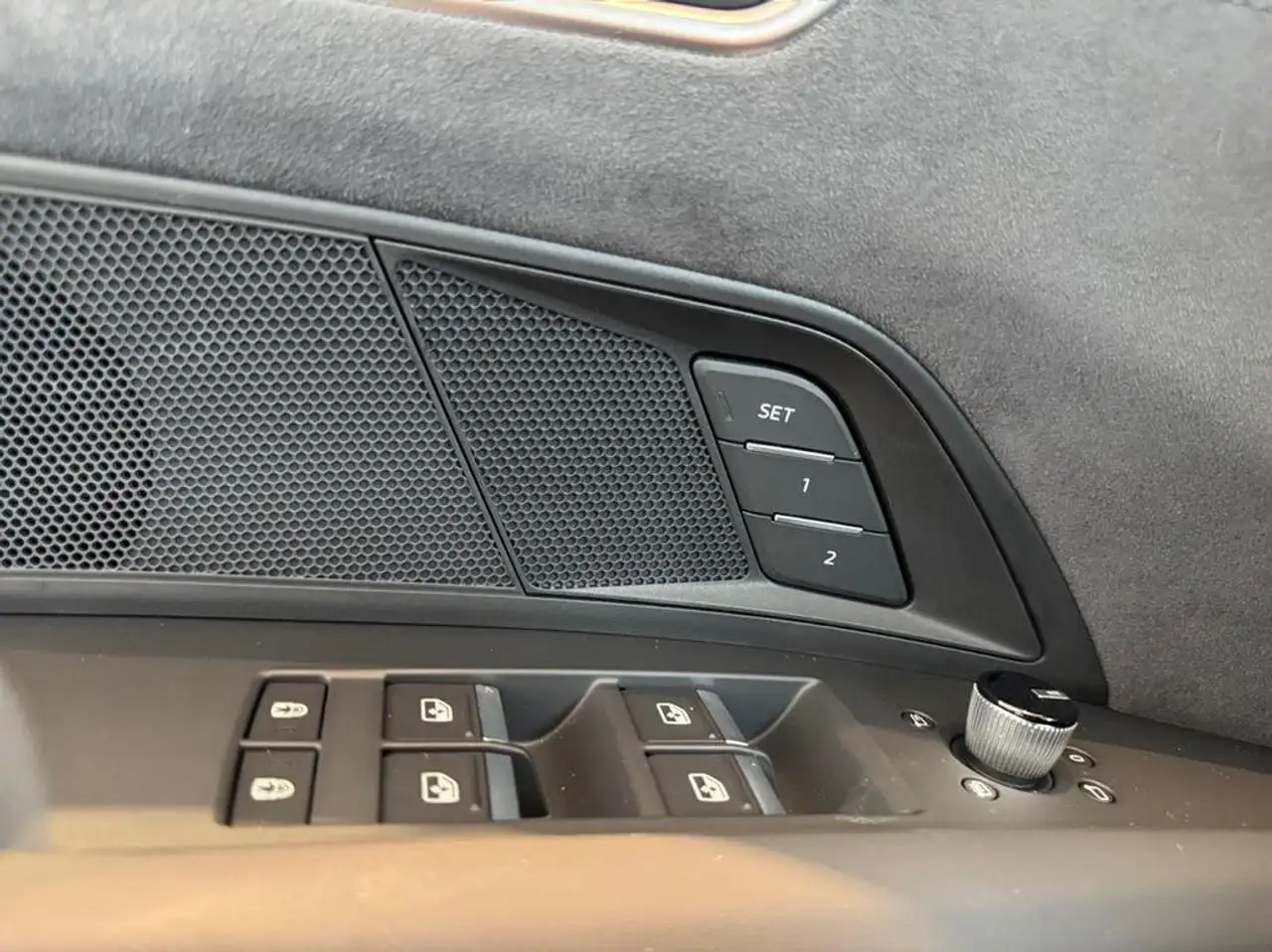 Audi e-tron GT Audi e-tron GT quattro Corporate 370,00 kW 17