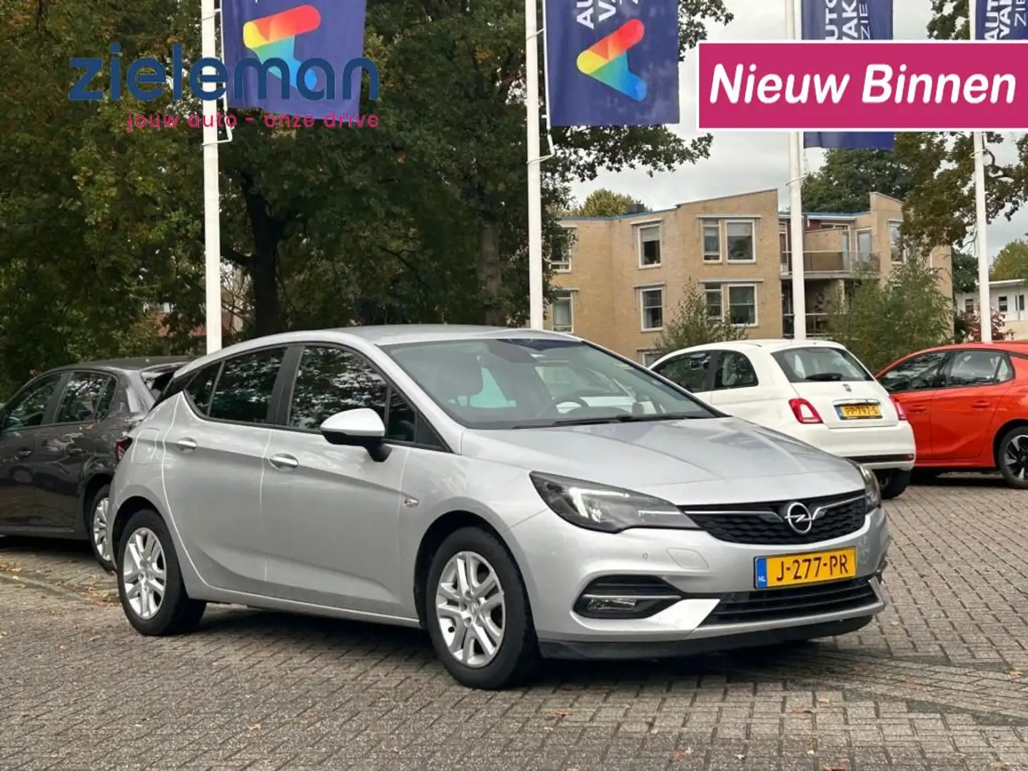 Opel Astra 1.2 Business Executive 145 PK - Carplay, Camera Grigio - 1