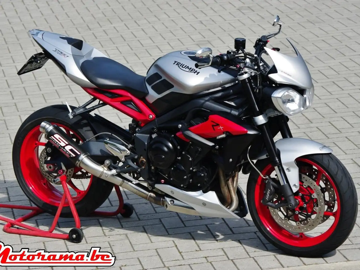 Triumph Street Triple 675 RX Argent - 1