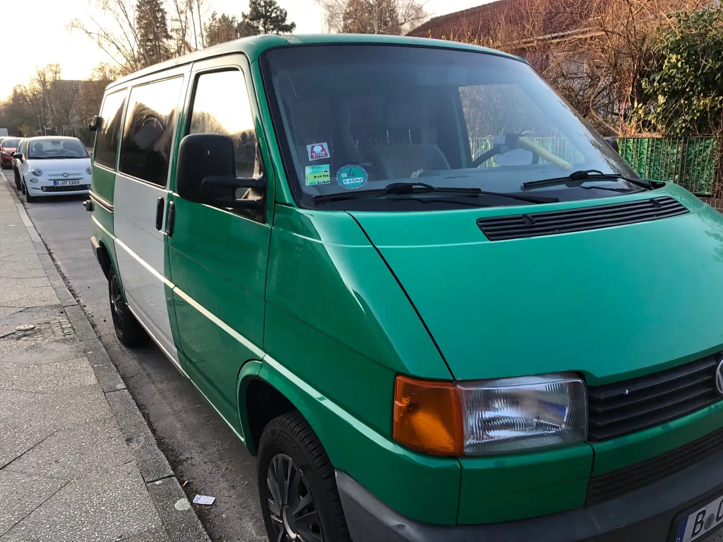 Volkswagen T4 Caravelle Syncro Green - 1