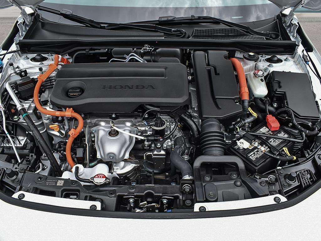 2026 Honda Civic Sport Touring eCVT thumb 6