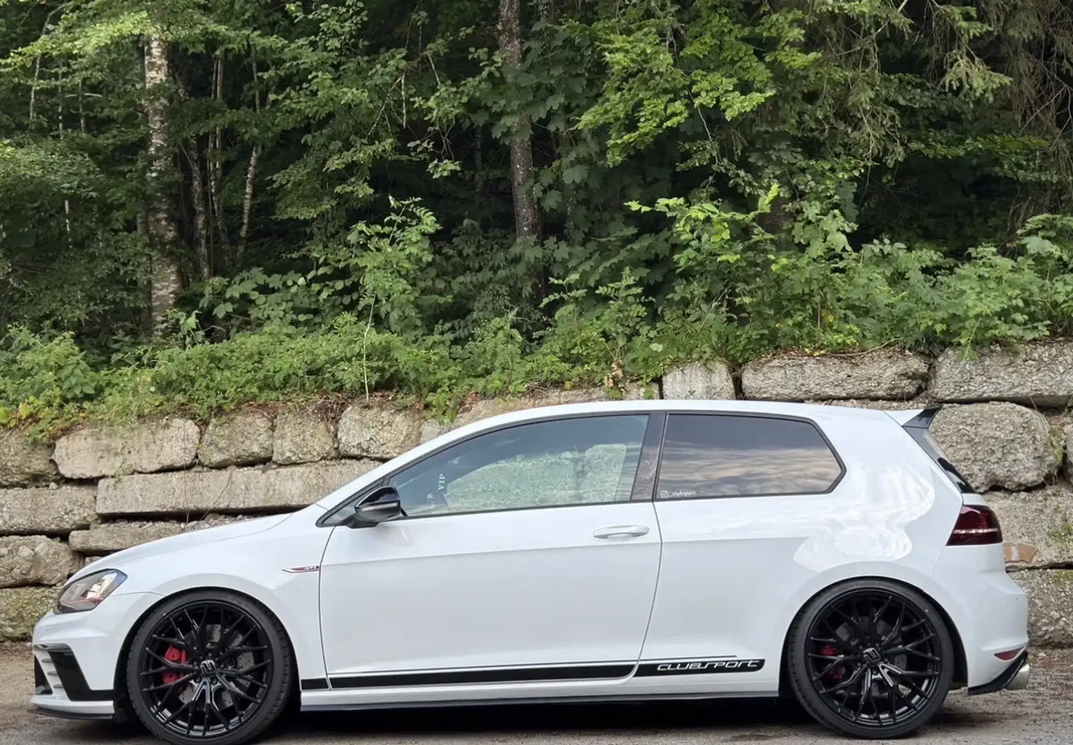 Volkswagen Golf GTI 2,0 TSI DSG Clubsport - 2
