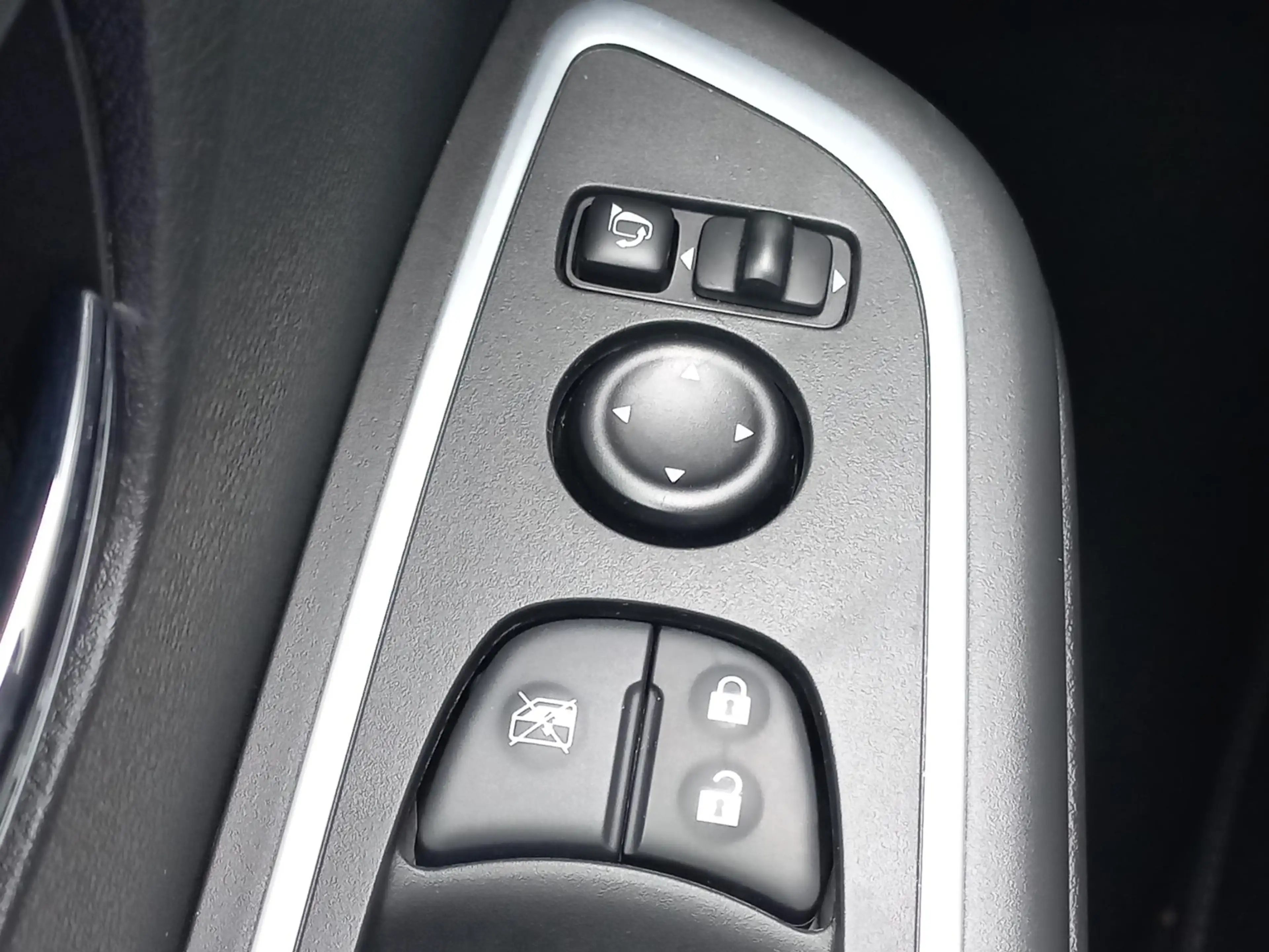 Nissan Micra 1.0T 92pk N-Design + Connect Pack | Airconditionin — photo 15