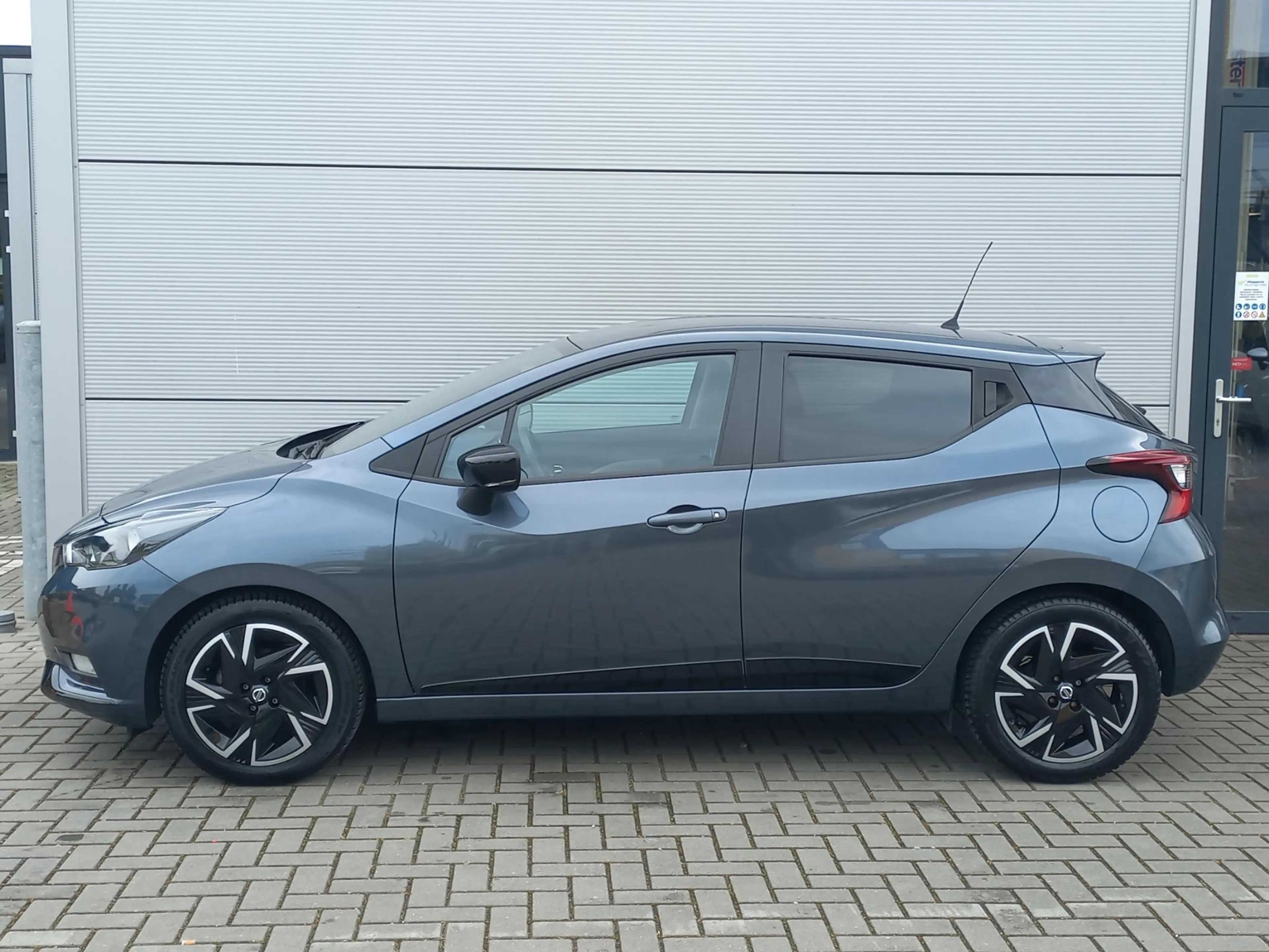 Nissan Micra 1.0T 92pk N-Design + Connect Pack | Airconditionin — photo 4