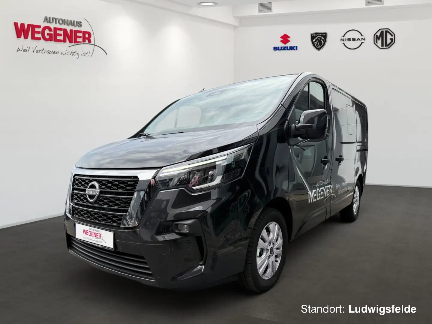Nissan Primastar Kombi9 L1H1 2,8t dci150 MT TEKNA 2ST H Schwarz - 1