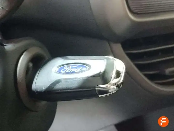 Ford Transit Courier 2024, foto 24