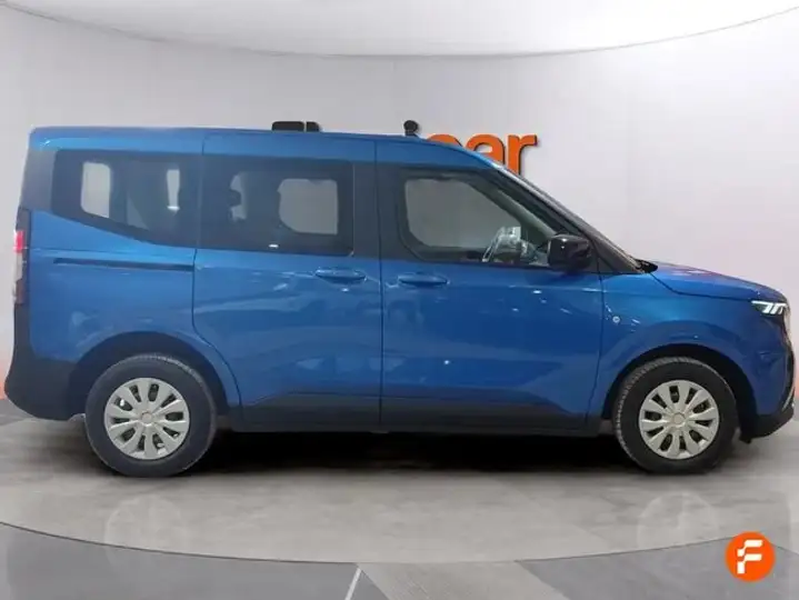 Ford Transit Courier 2024, foto 3