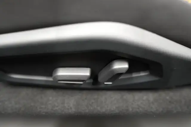 Lamborghini Huracán LP 610-4 ''AKRAPOVIC*LIFT*CARBON' Ansicht 25