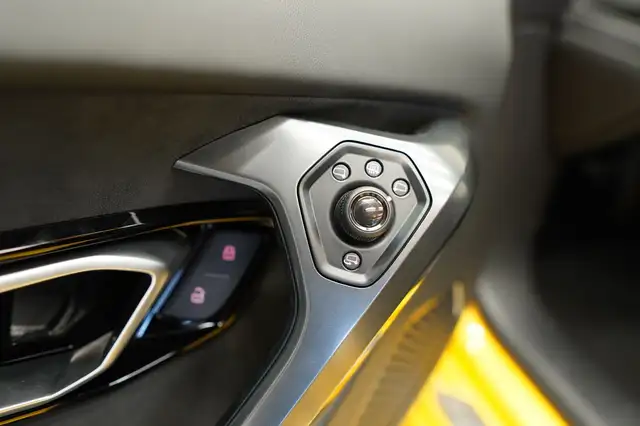 Lamborghini Huracán LP 610-4 ''AKRAPOVIC*LIFT*CARBON' Ansicht 22