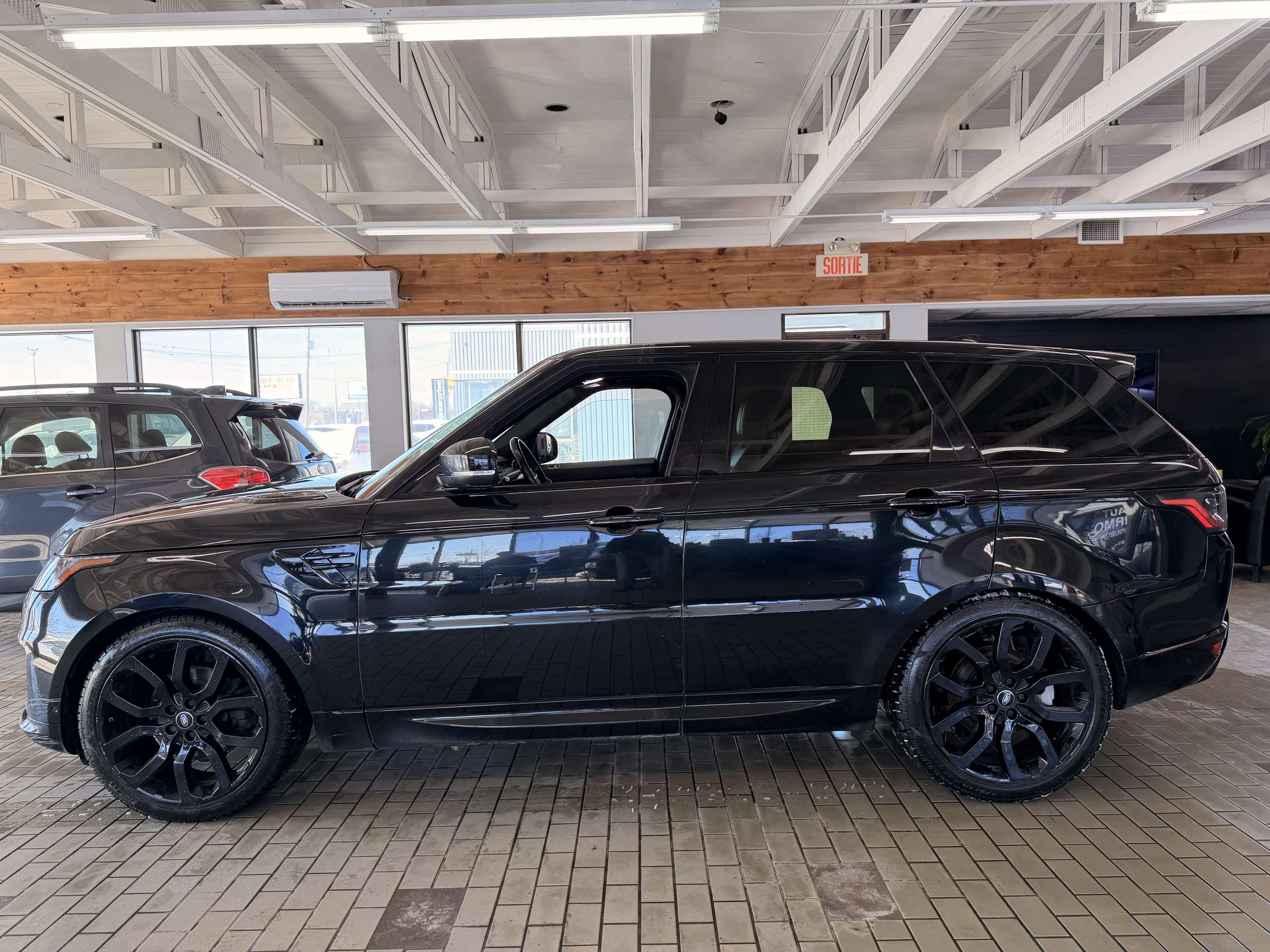 2020 Land Rover Range Rover Sport Td6 Diesel HSE alt 2