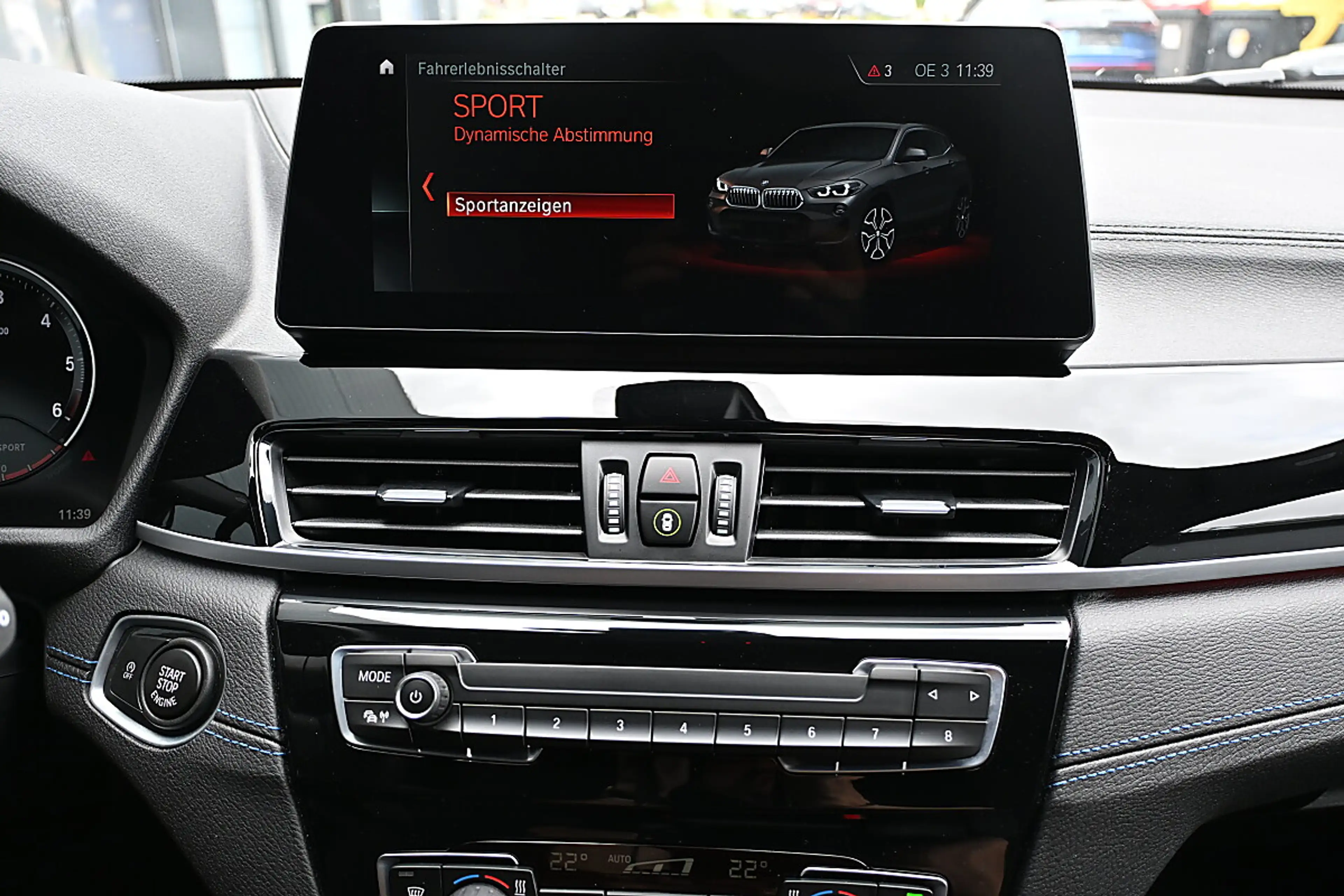BMW X2 sDrive 16d Aut. M Sport adapt. LED, HeadUp, Nav... — photo 14