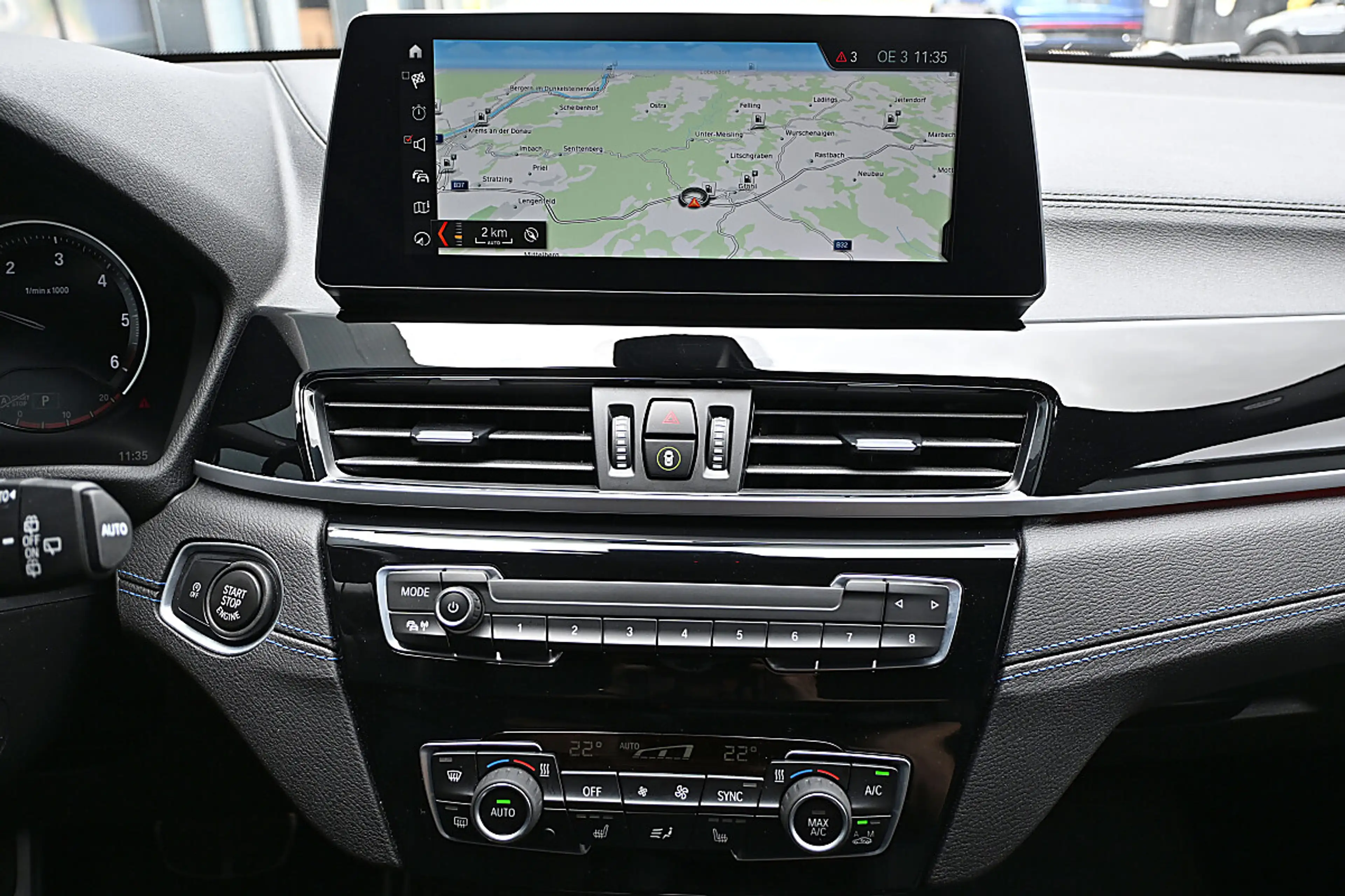BMW X2 sDrive 16d Aut. M Sport adapt. LED, HeadUp, Nav... — photo 9