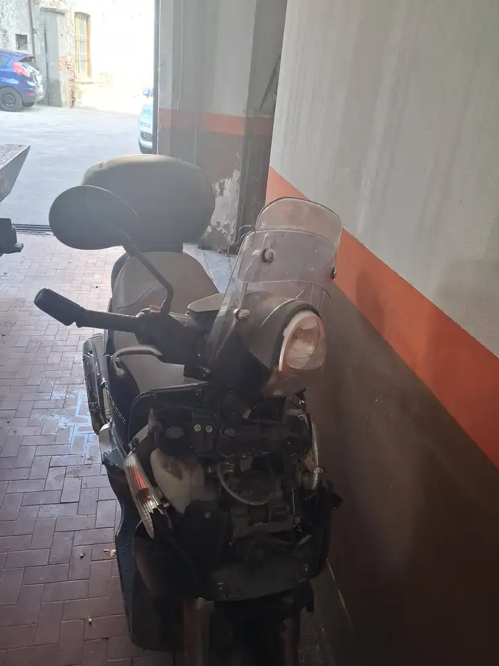 Aprilia Scarabeo