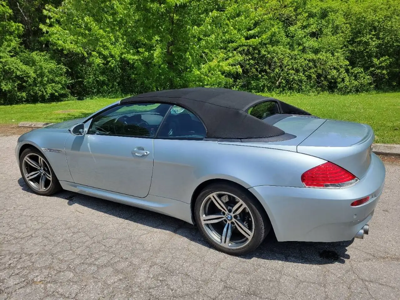 BMW 6 Series photo BMW 6 Series
