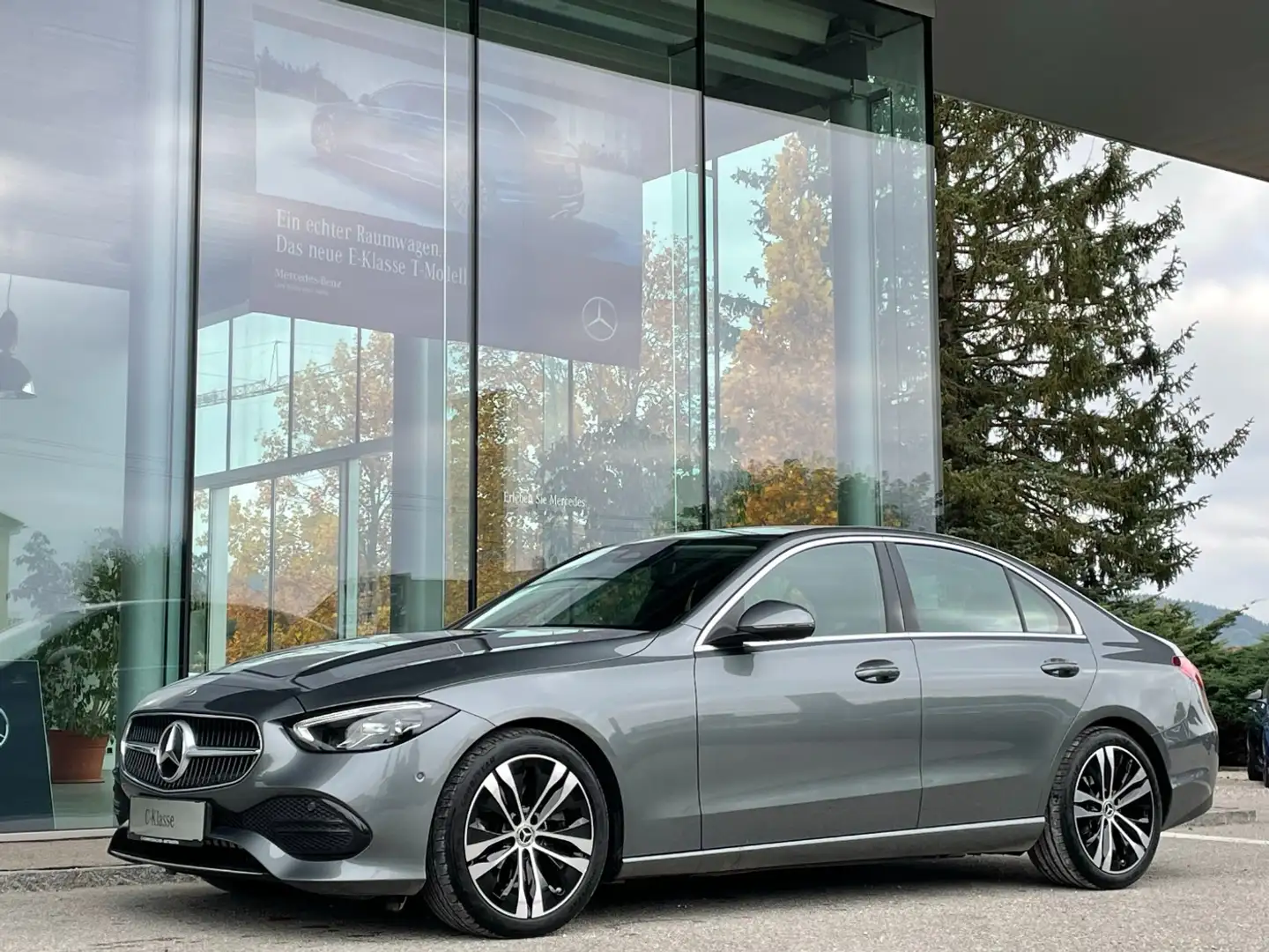 Mercedes-Benz C 200 SpurW ParkAss. LED SpurH LM KAM KlimaA Grau - 2
