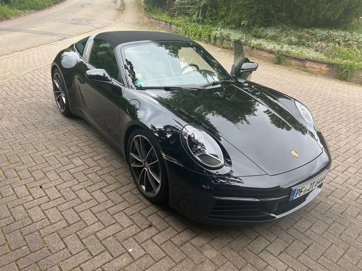 Porsche Targa 992 targa Schwarz - 1