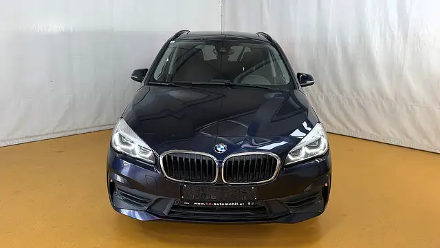 BMW 2 Series view 7