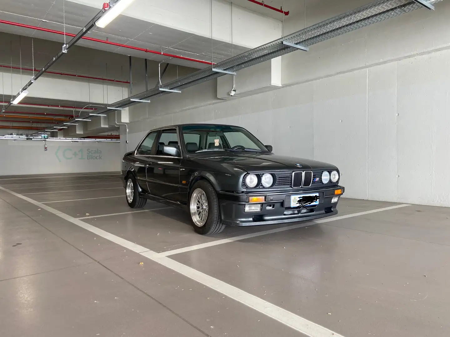 BMW 320 320i 2p Grey - 1