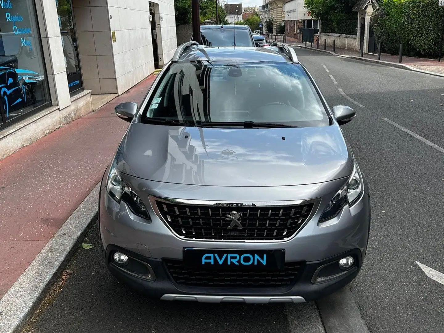 Peugeot 2008 1.2 PURETECH 110 ALLURE Gris - 2