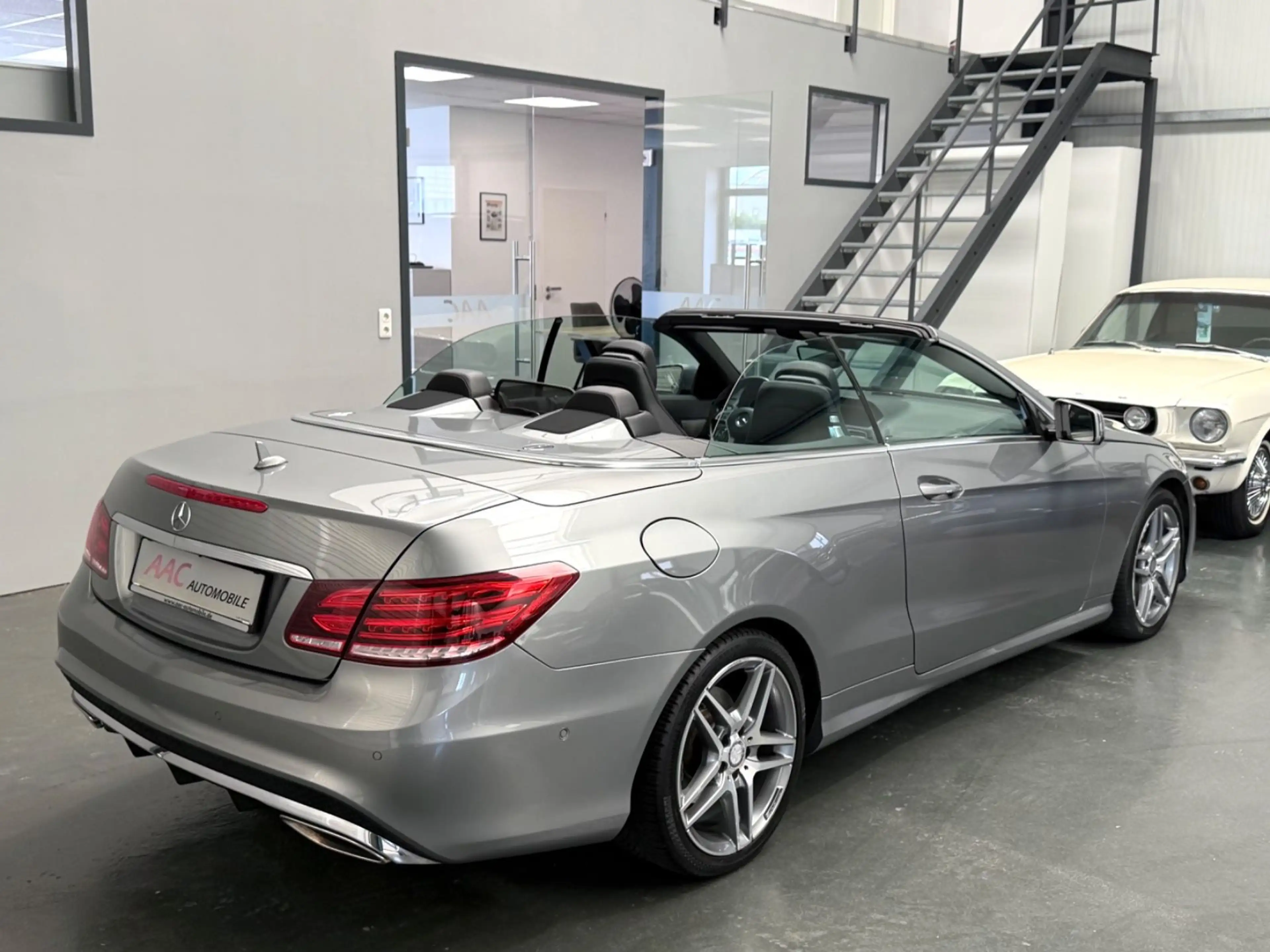 Mercedes-Benz E 250 Cabrio E 250 CDI AMG-Line/Navi/Leder/Nackenhzg. — photo 15