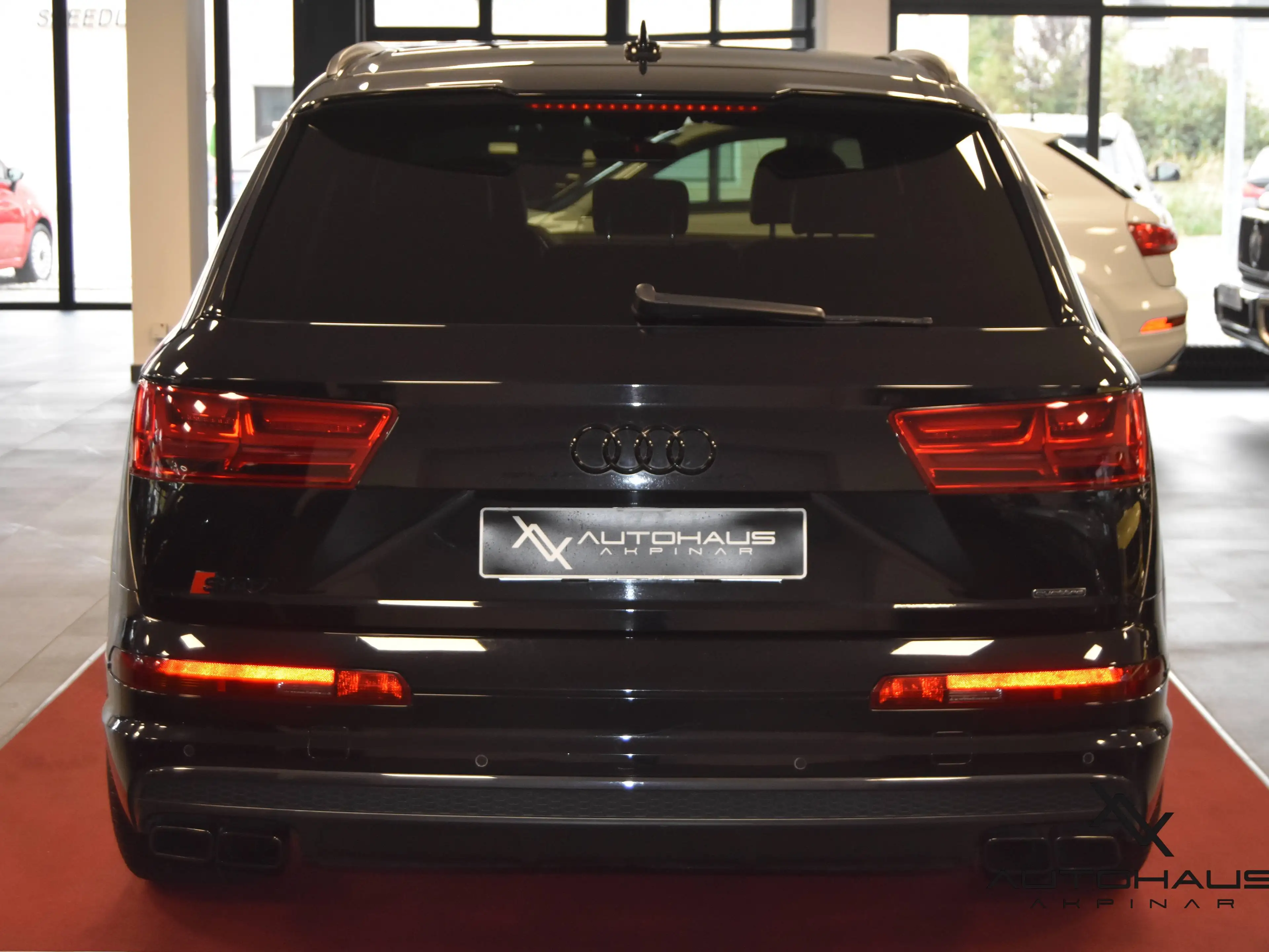 Audi Q7 3.0 TDI quattro.~SQ7 OPTIK.~ACC.~HUD.~LUFT.~AHK.~BOSE.~MEM.~KEY.~4-ZONE.~SHZ.~BLUE.~SERVICE. — photo 6