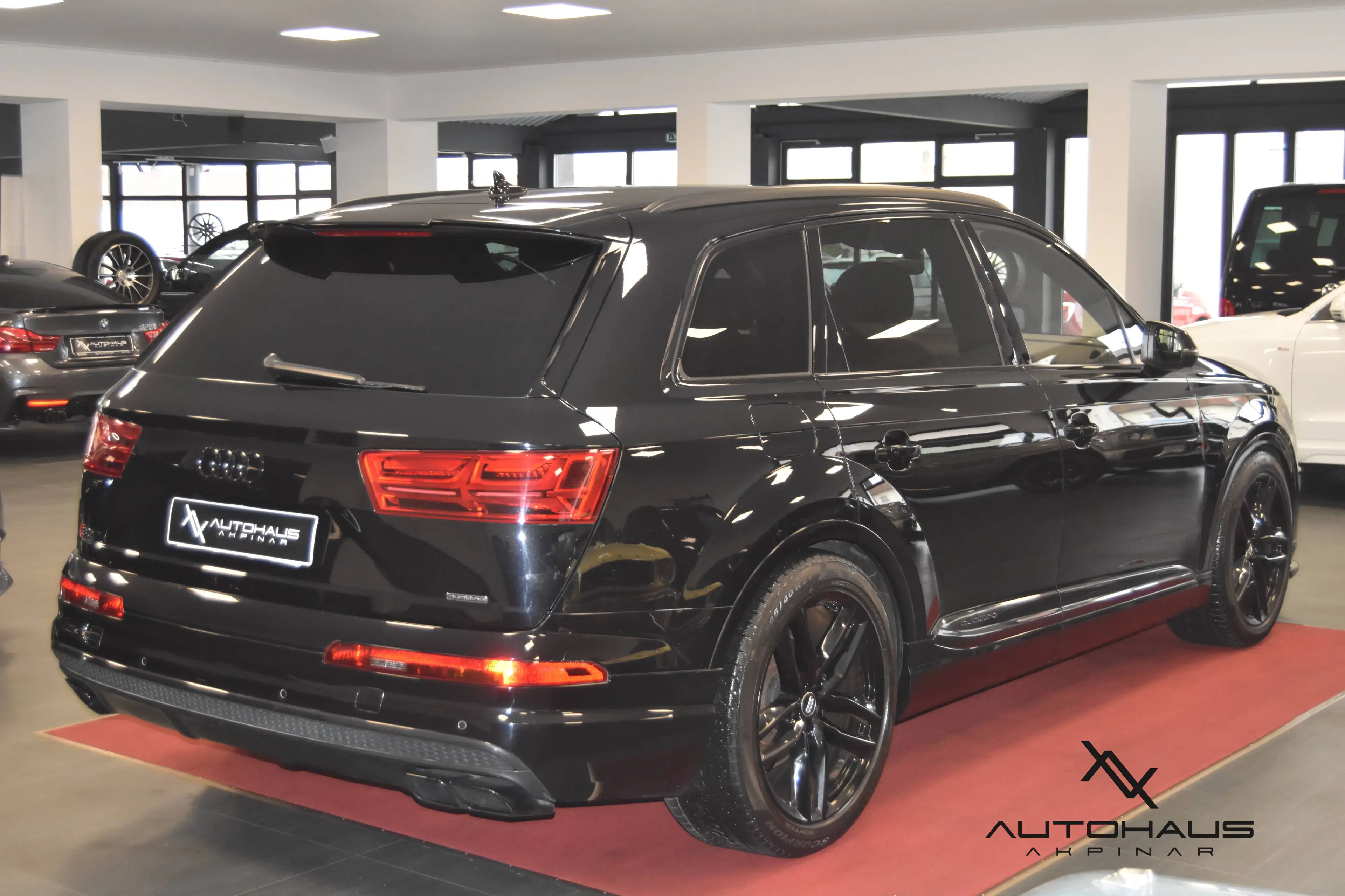 Audi Q7 3.0 TDI quattro.~SQ7 OPTIK.~ACC.~HUD.~LUFT.~AHK.~BOSE.~MEM.~KEY.~4-ZONE.~SHZ.~BLUE.~SERVICE. — photo 7
