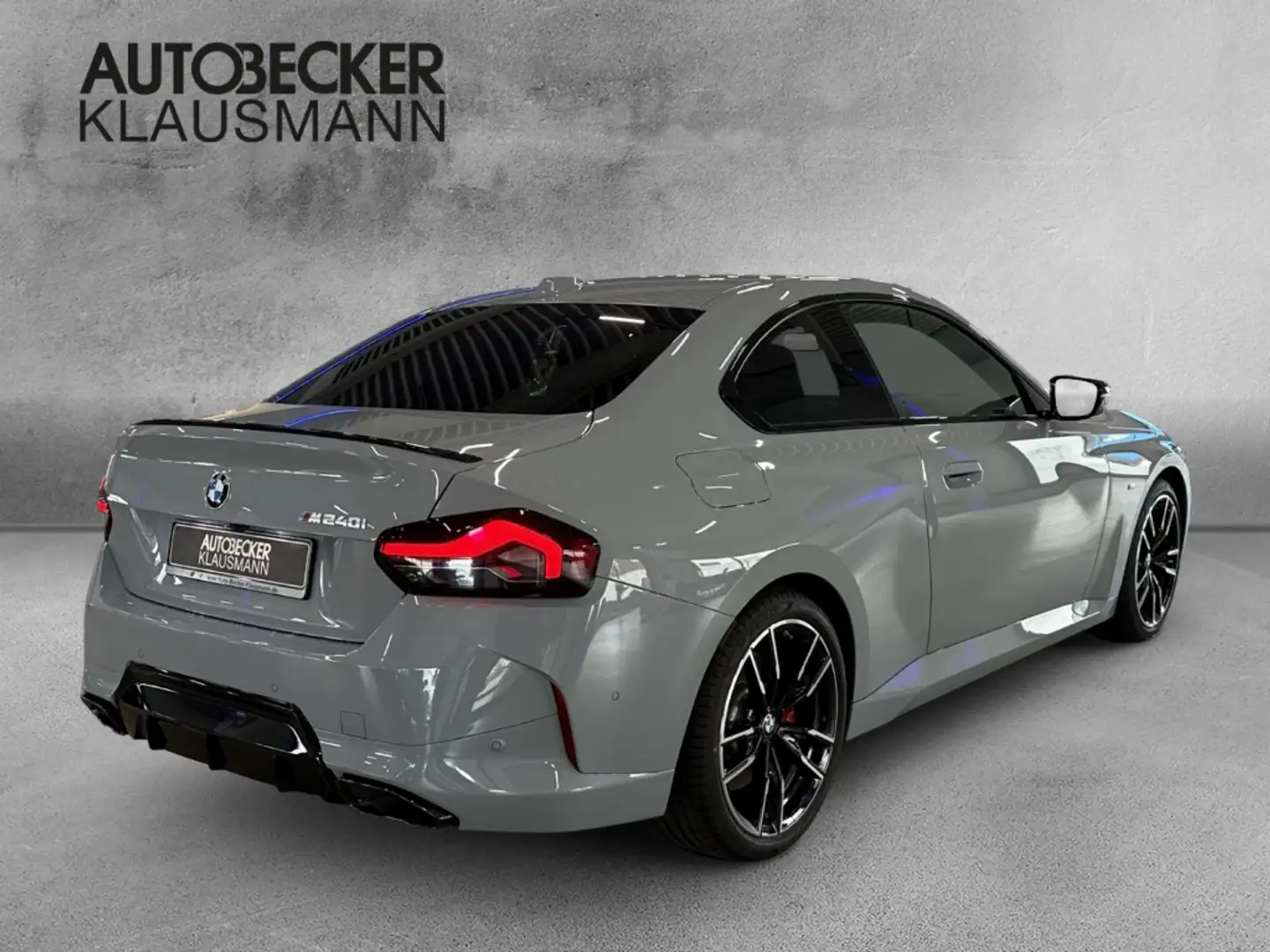 BMW 240 xDrive Coupe LMR 19'' Park-Assistent El. Panodach Grau - 2