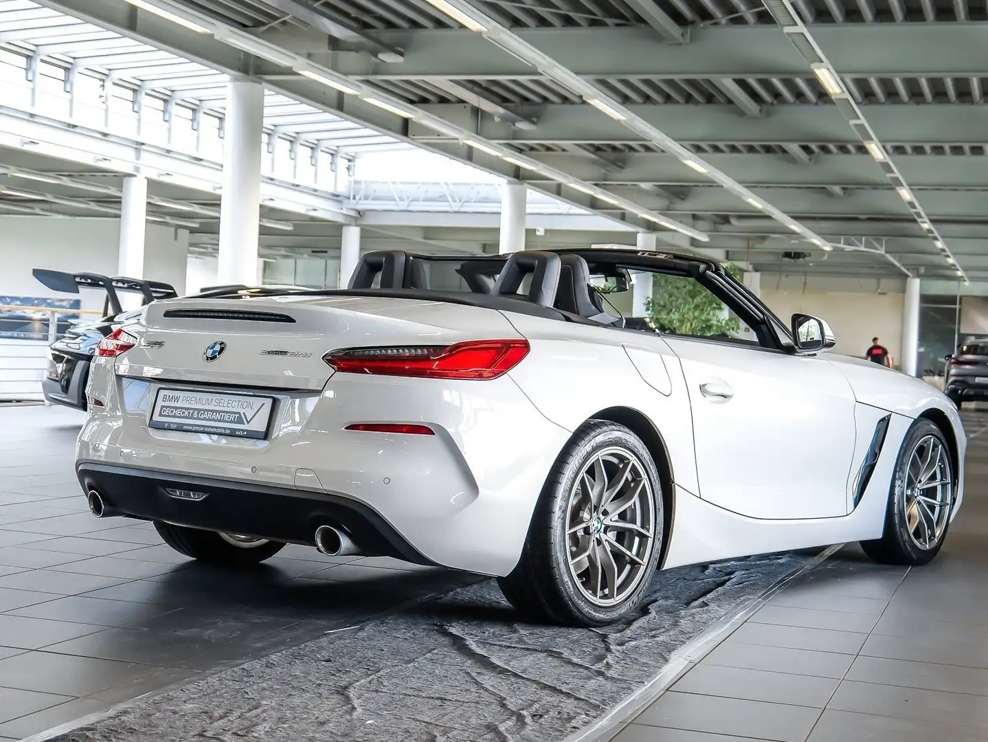 BMW Z4 sDrive20i NAVI LED Sound Syst. PDC V+H DAB Blanc - 2