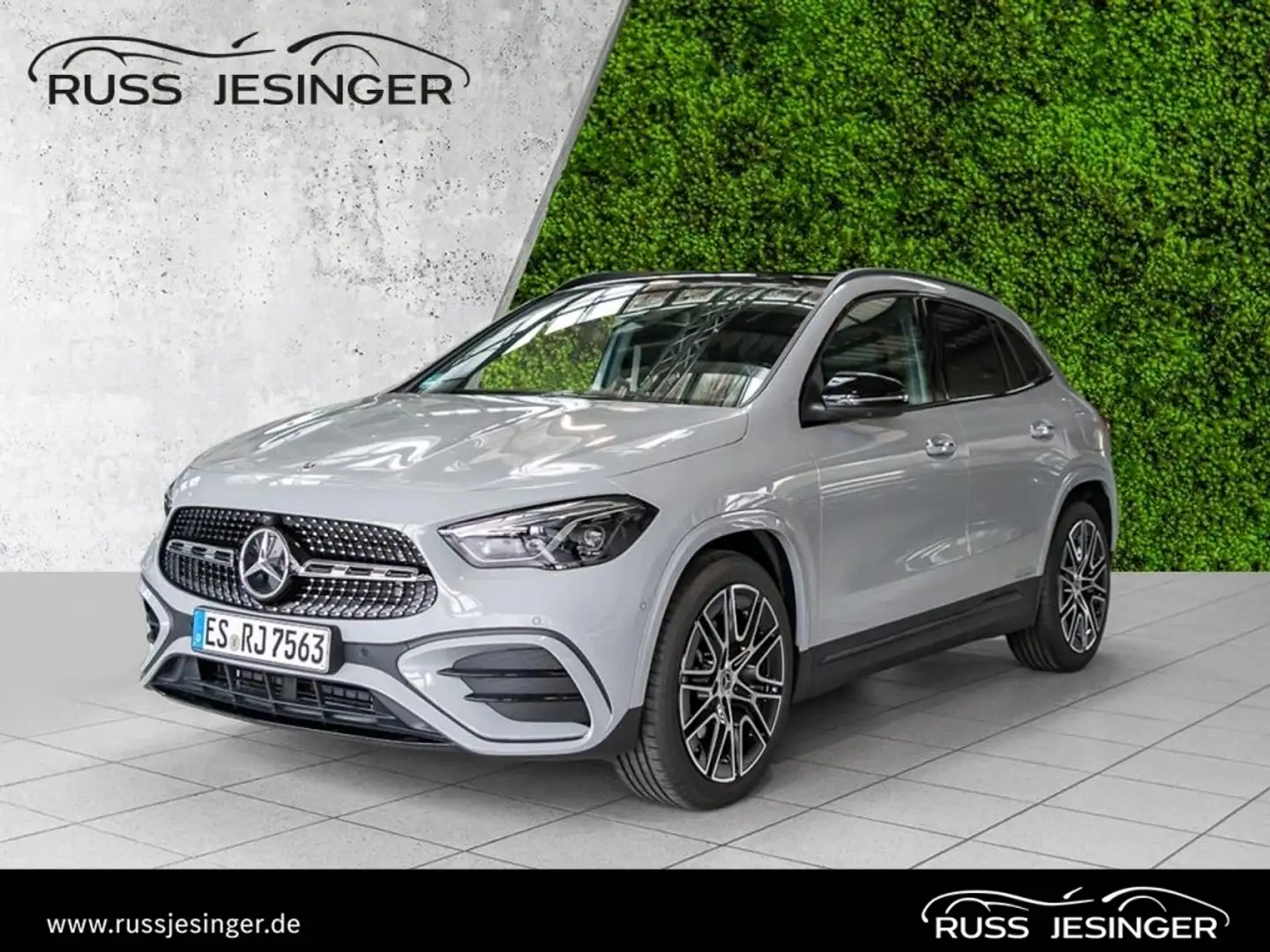 Mercedes-Benz GLA 200 AMG Line *Pano*AHK*KeyGo*360*MBeam*TotW* Grau - 1