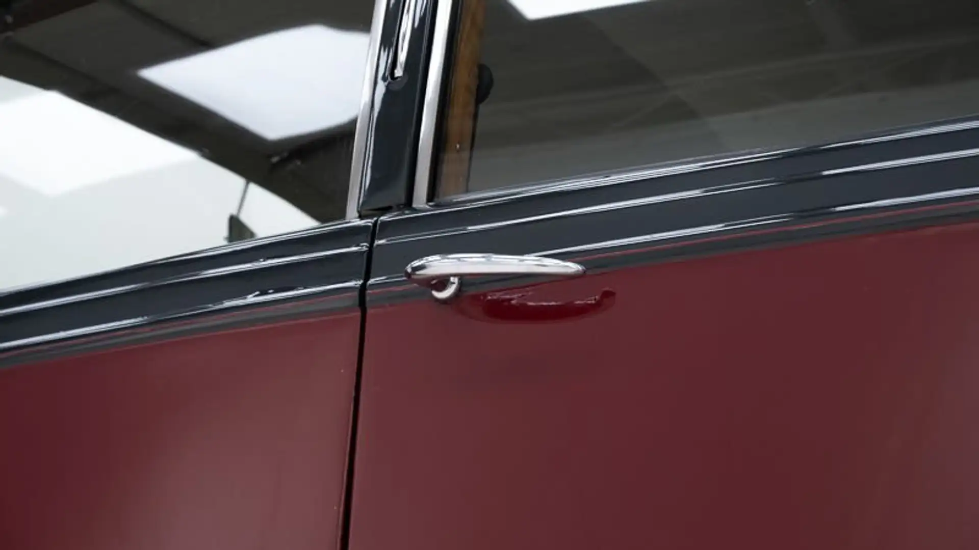 Bentley MK6 Saloon by James Young '48 CHB57AJ Червоний - 2