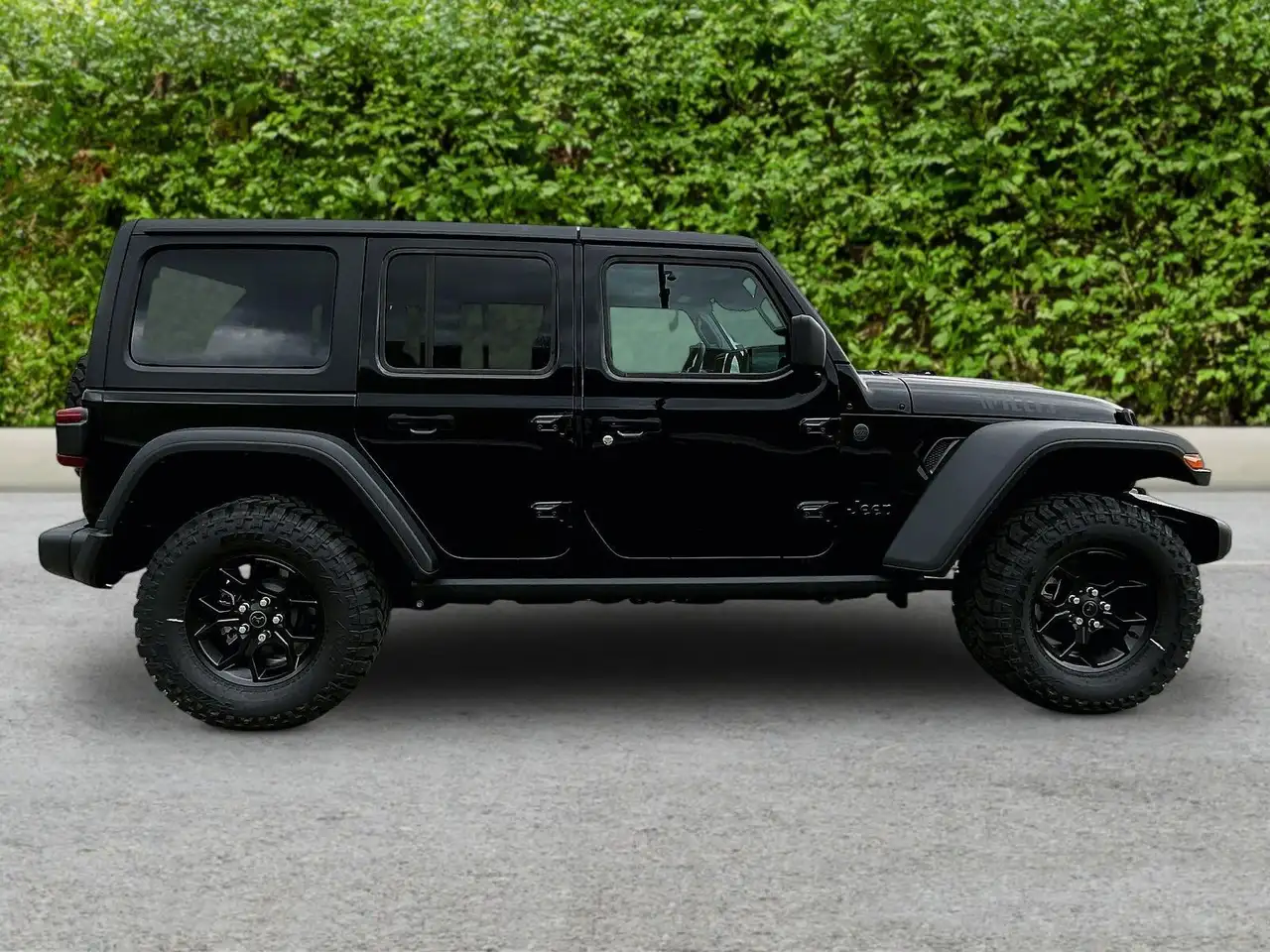 Jeep Wrangler photo Jeep Wrangler