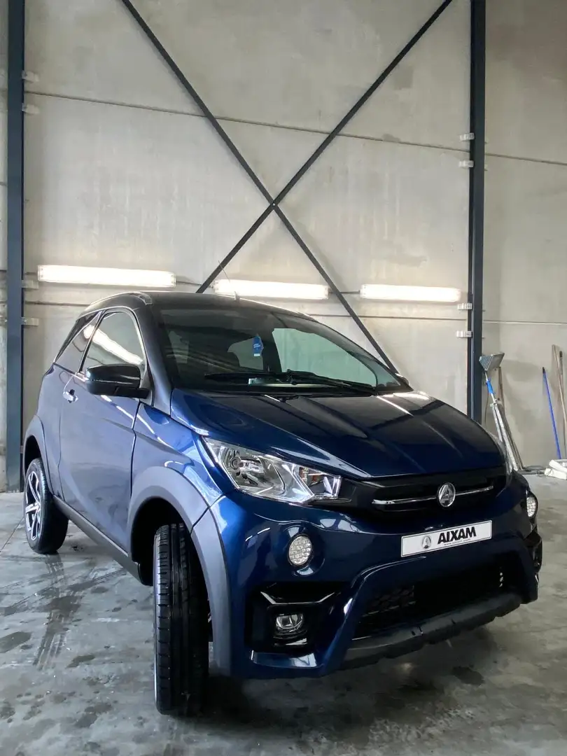 Aixam Crossover Azul - 1