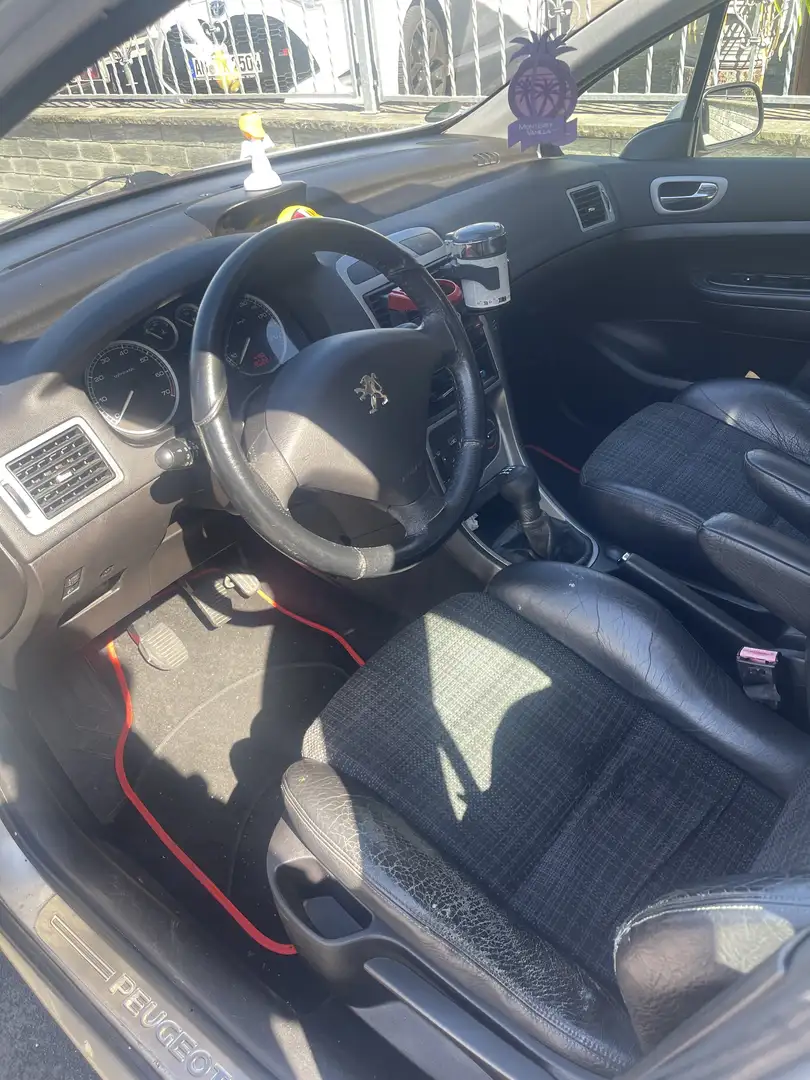Peugeot 307 - 2