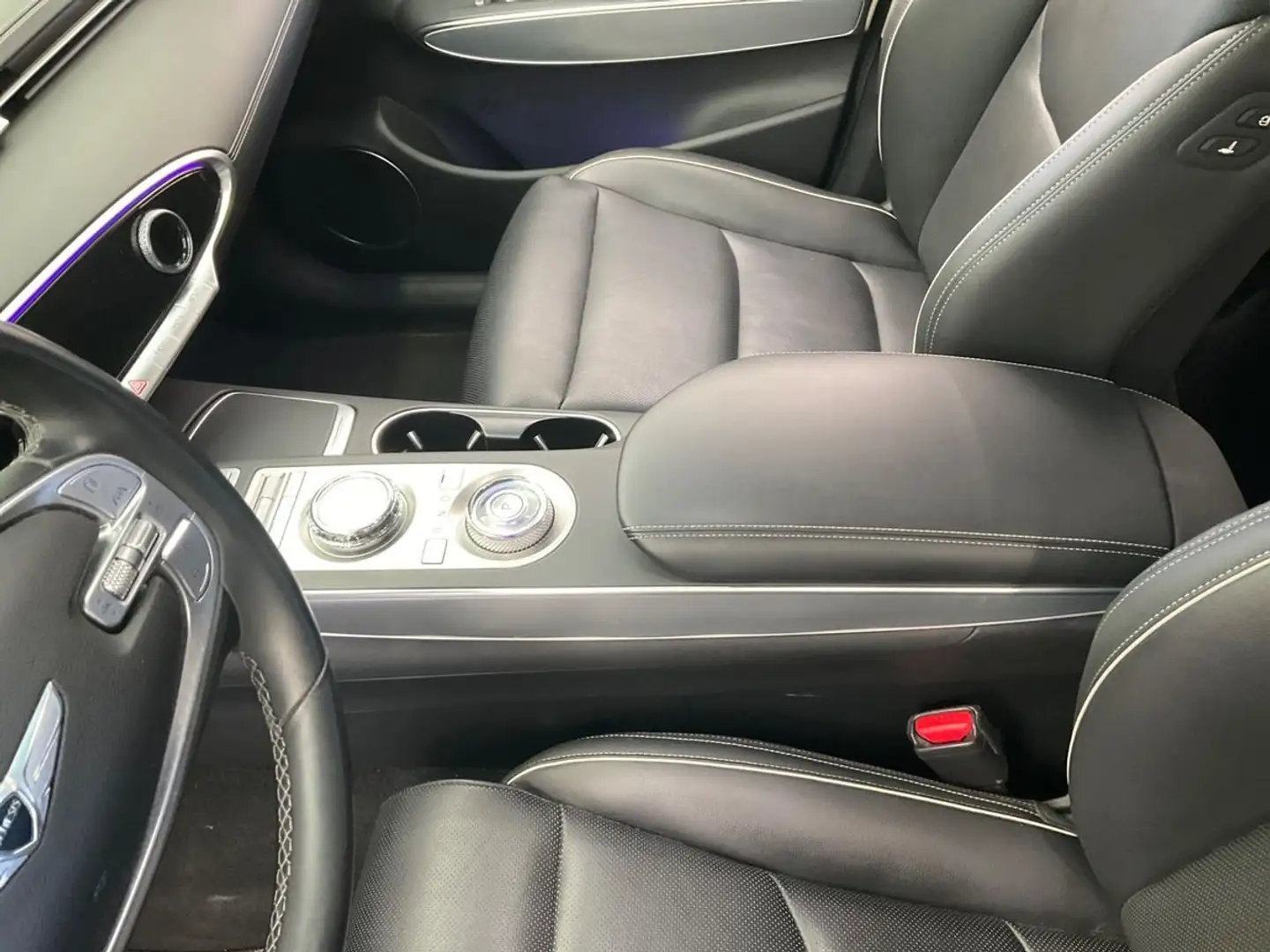 Genesis GV70 GV70 2.2 Diesel AWD AT8 Luxury Line Weiß - 1