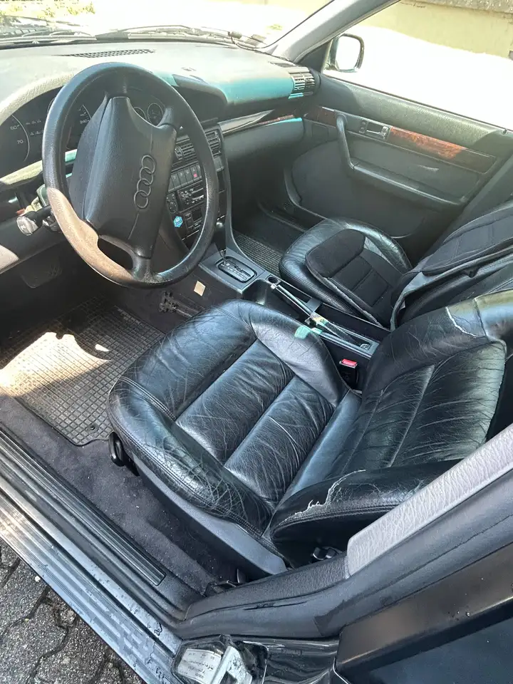 Audi A6 2.6, foto 4