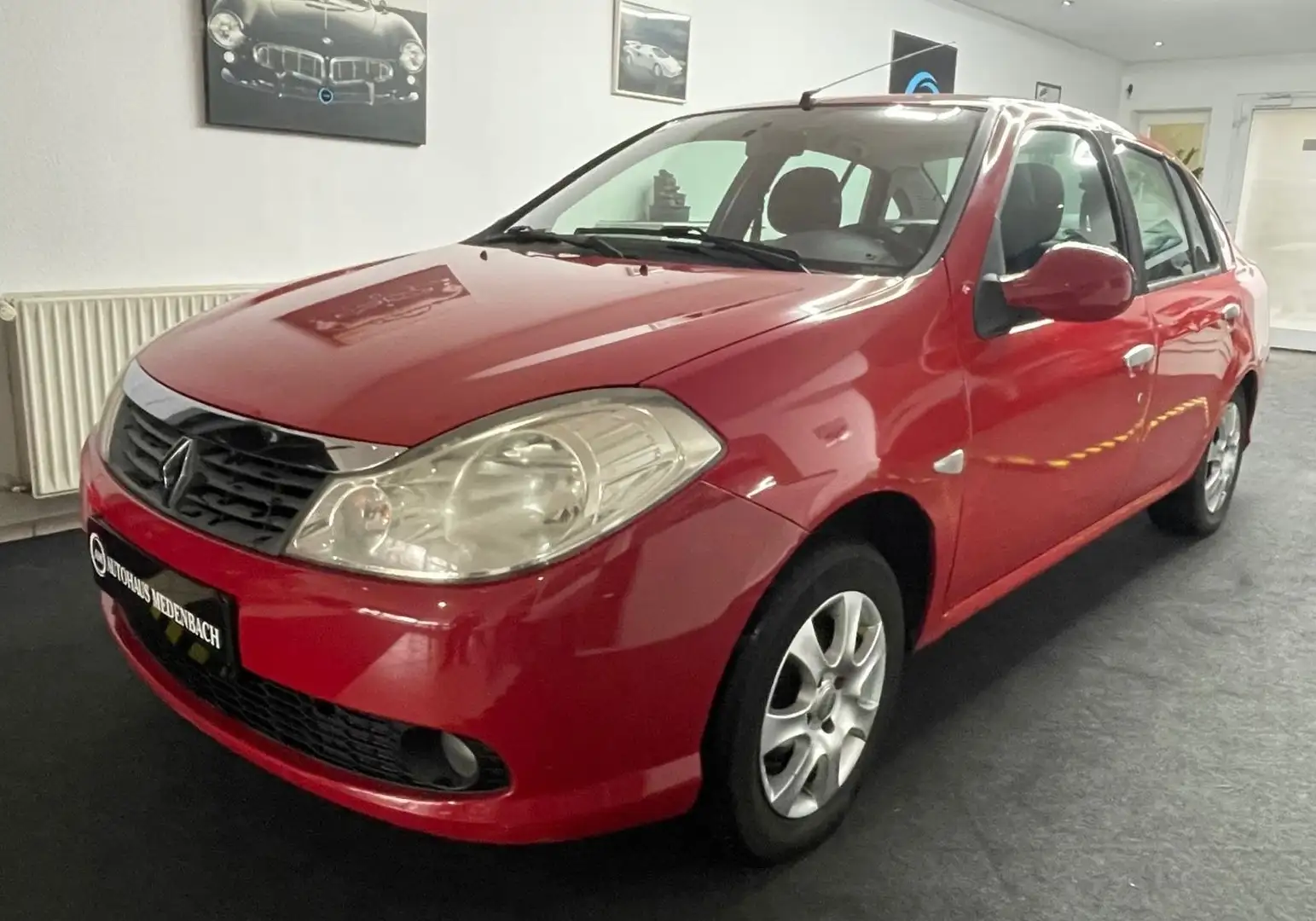 Renault Auto Thalia Symbol Limousine Klima TÜV Neu Rosso - 1