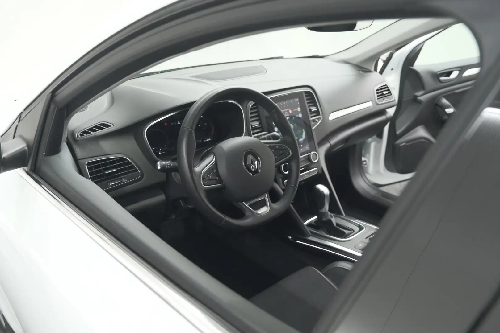 Renault Megane Estate TCe 140 EDC Techno | Trekhaak | Camera | Na Blanc - 2