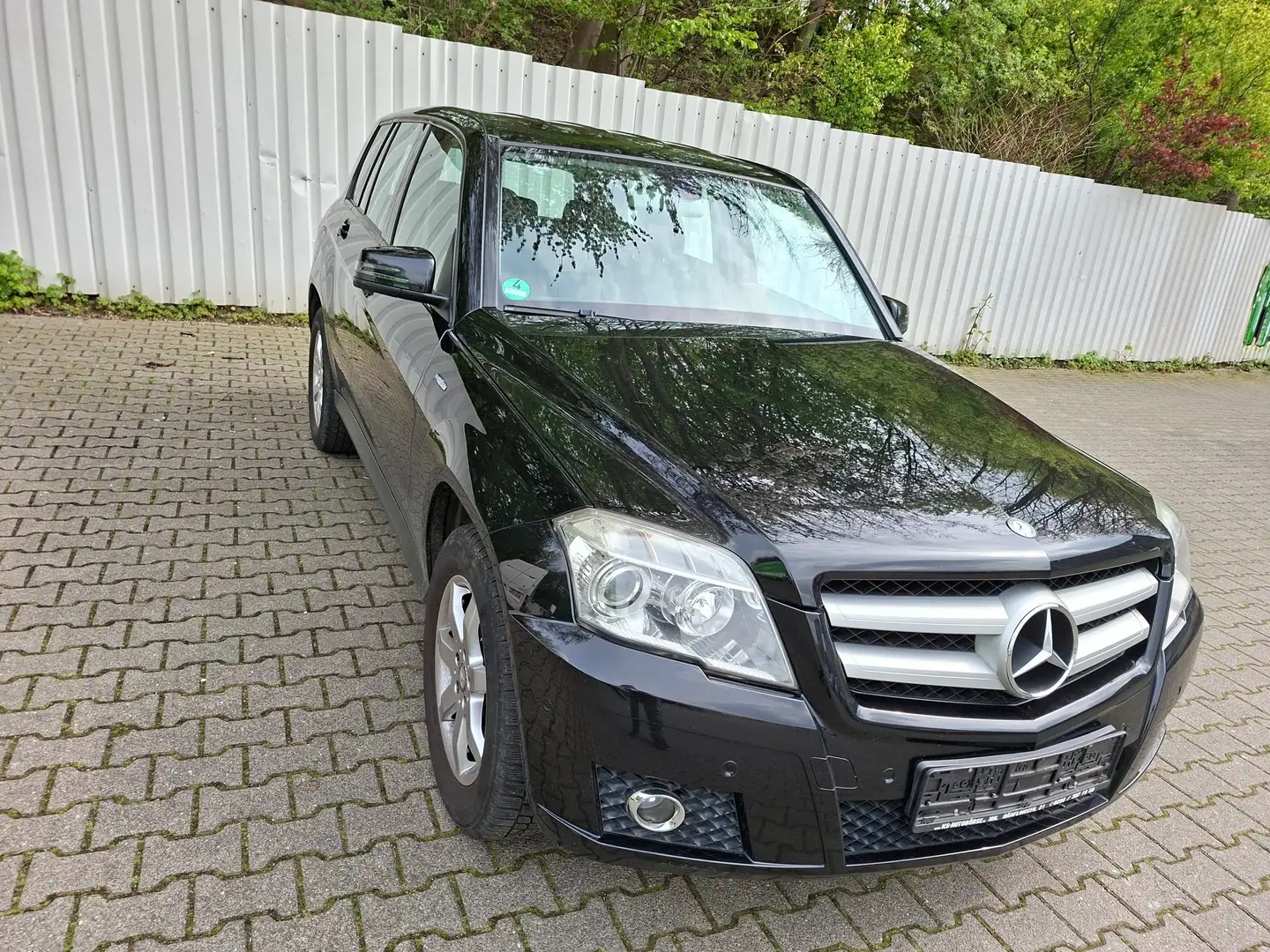 Mercedes-Benz GLK 200 Diesel CDI BlueEFFICIENCY Navigation AHK Schwarz - 1