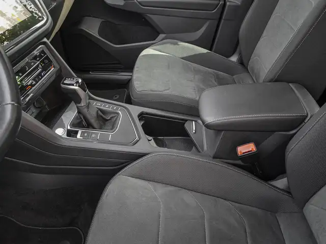 Volkswagen Tiguan view 16