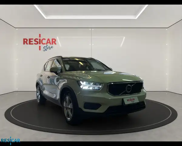 Volvo XC40 1.5 t2 Momentum Pro my21
