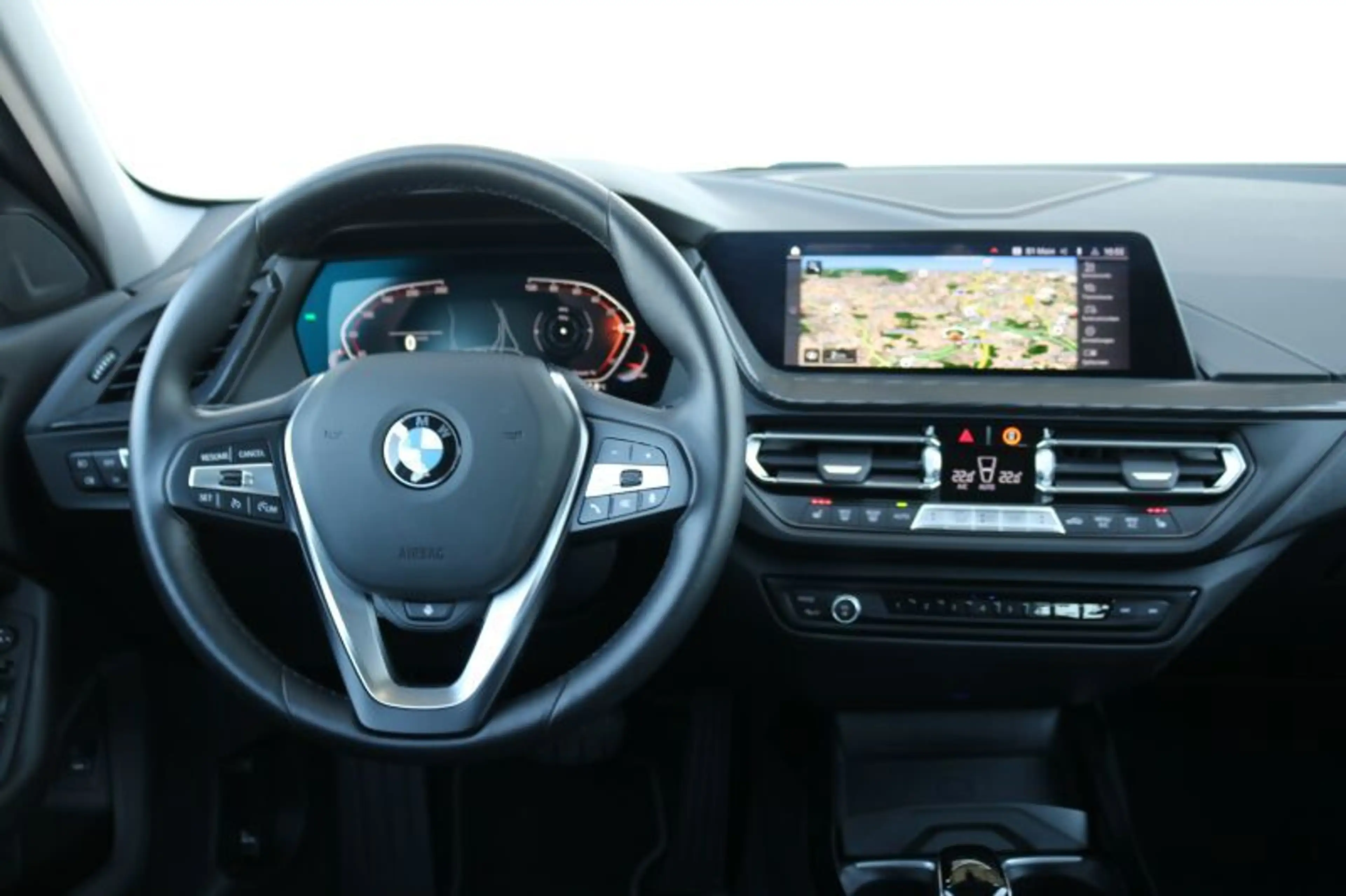 BMW 120 i 120i Sport Line Pano — photo 7