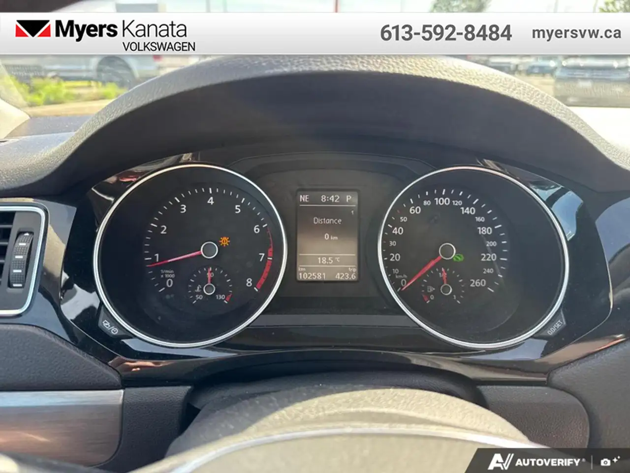 Volkswagen Jetta снимка Volkswagen Jetta