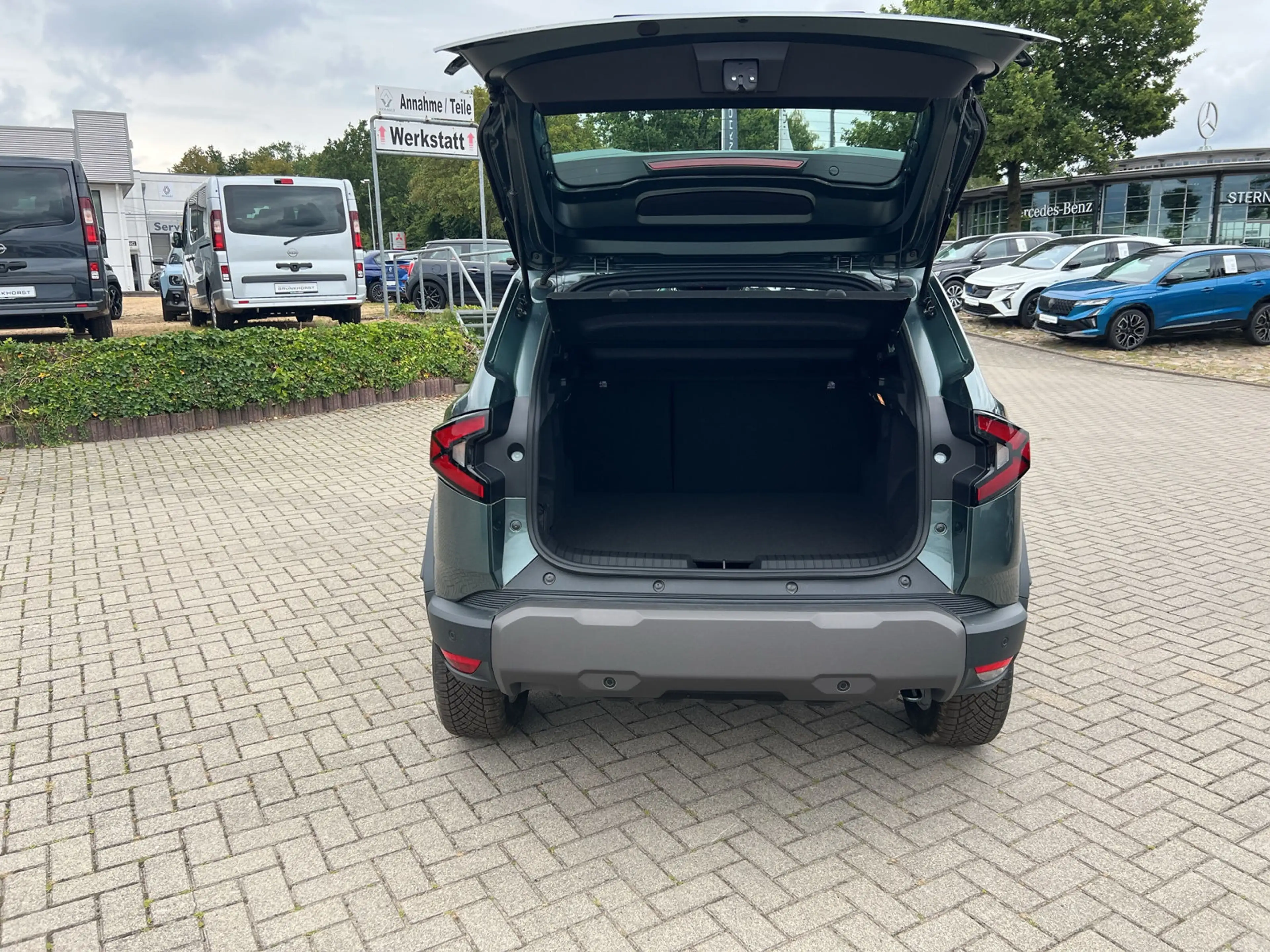 Dacia Duster hybrid-G 150 EDC 4x4 Expression GJR+SHZ+LKHZ — photo 15