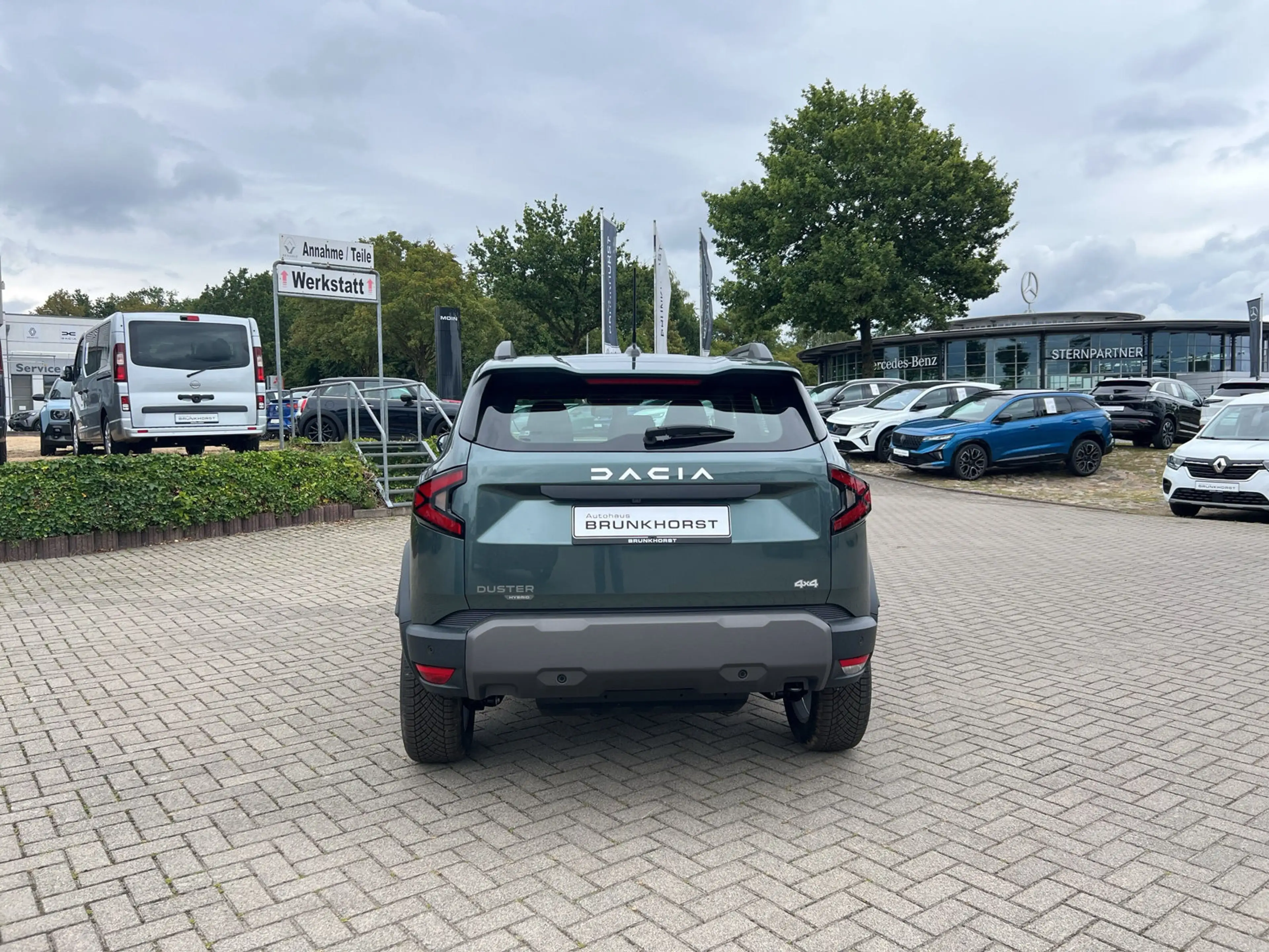 Dacia Duster hybrid-G 150 EDC 4x4 Expression GJR+SHZ+LKHZ — photo 2